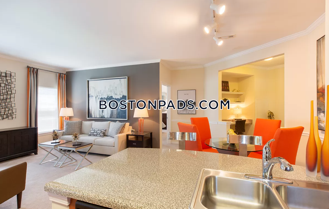 Edgewood Apartments Photo 21