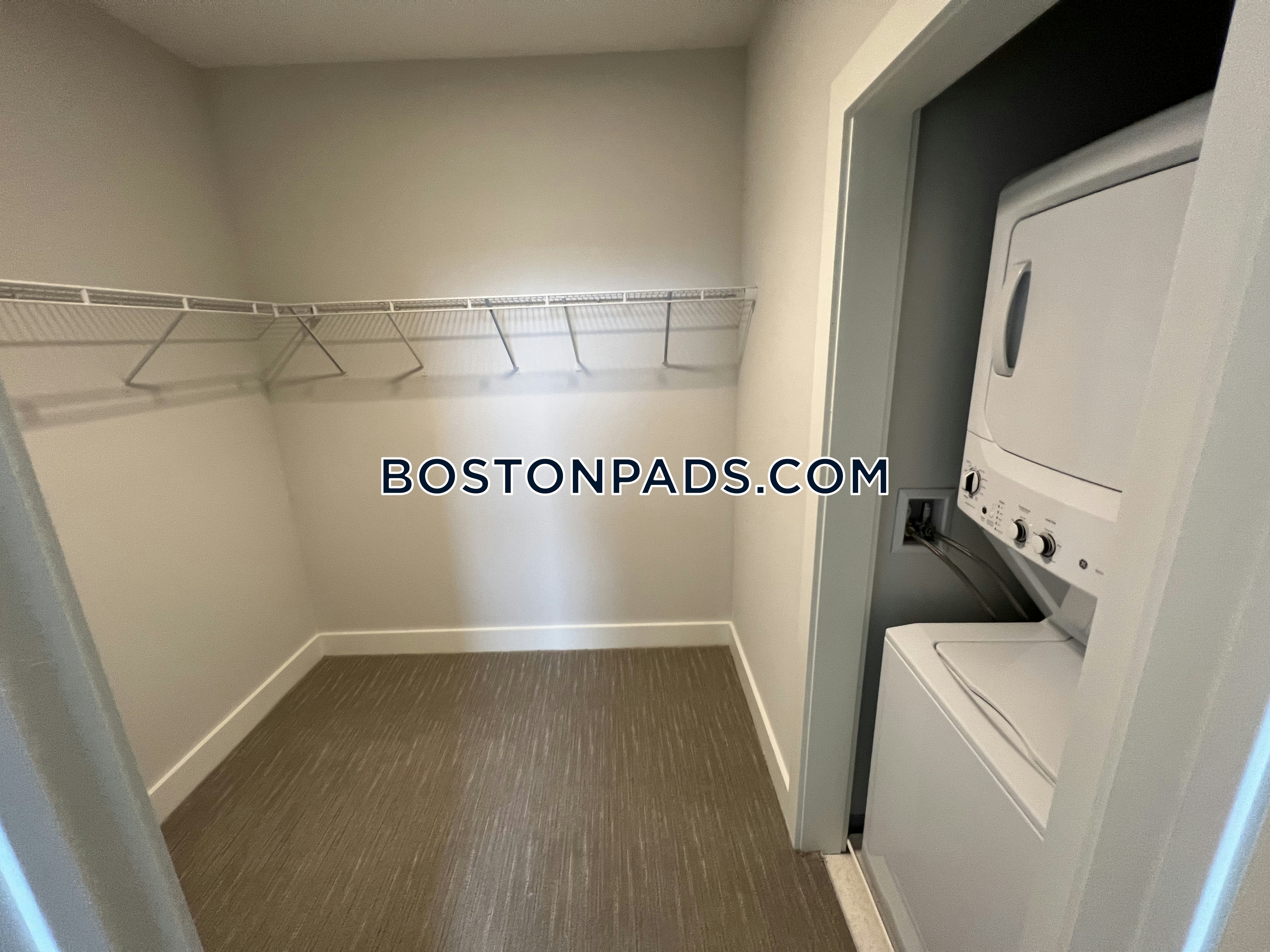 One Beachmont Photo 10