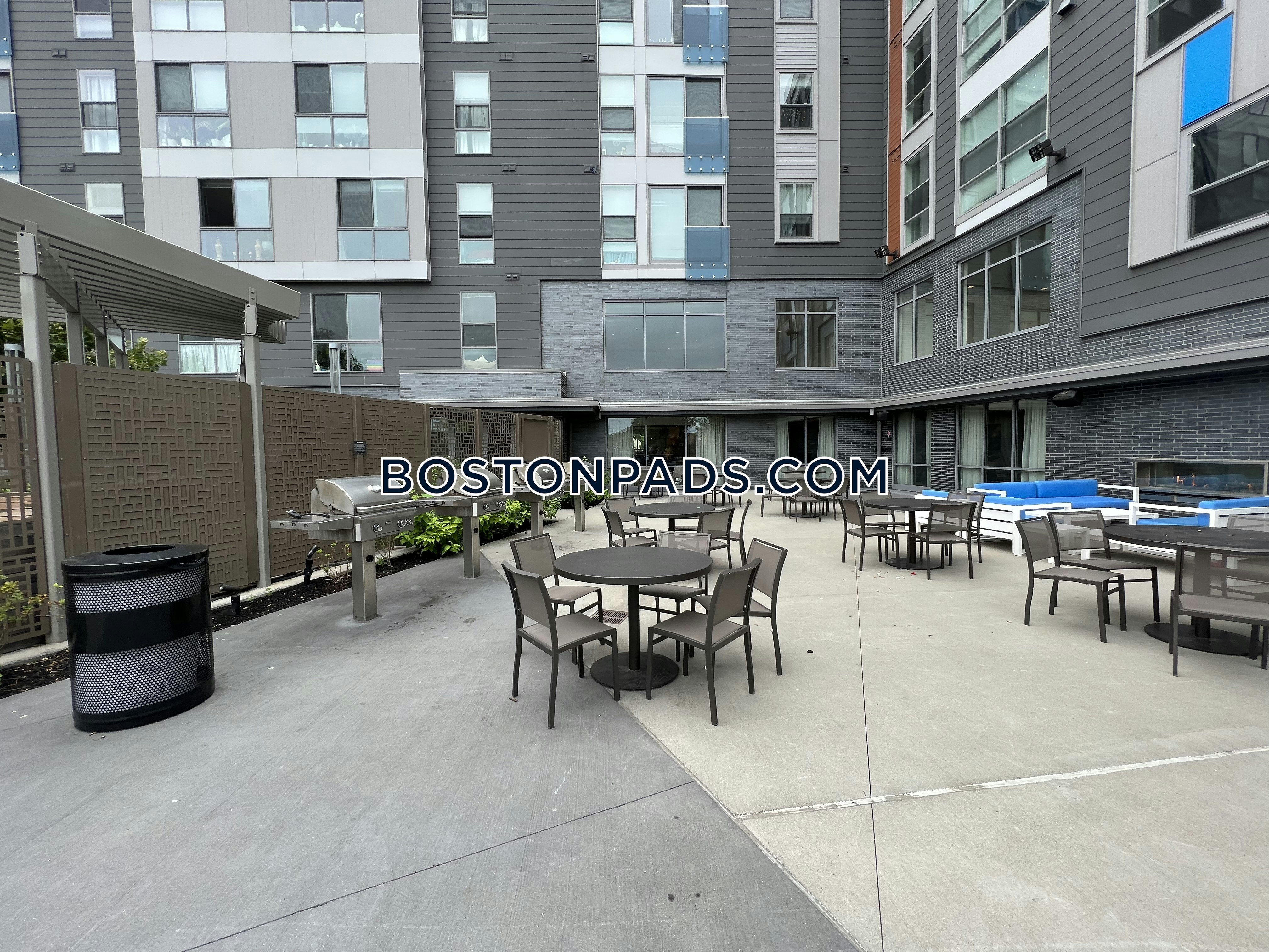 One Beachmont Photo 26