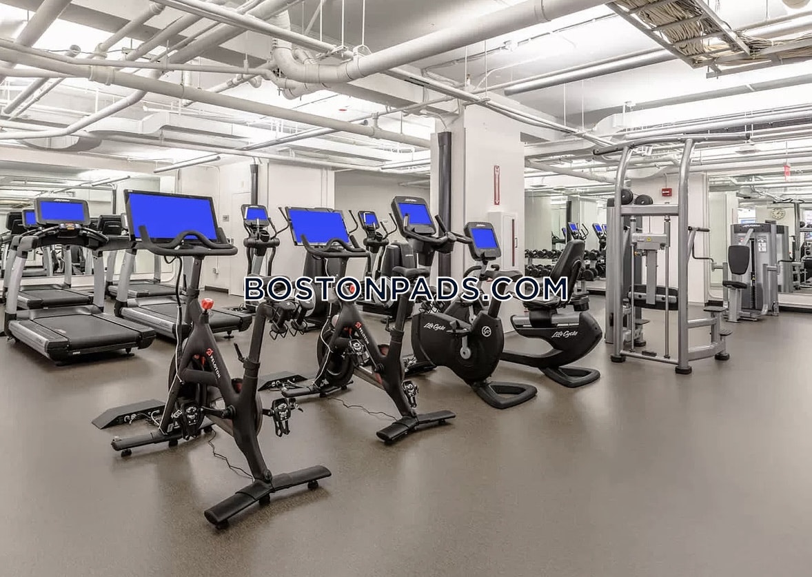 Emerson Place Apartments Photo 11