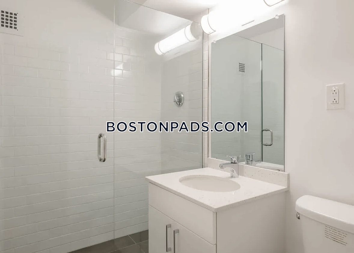 Emerson Place Apartments Photo 52