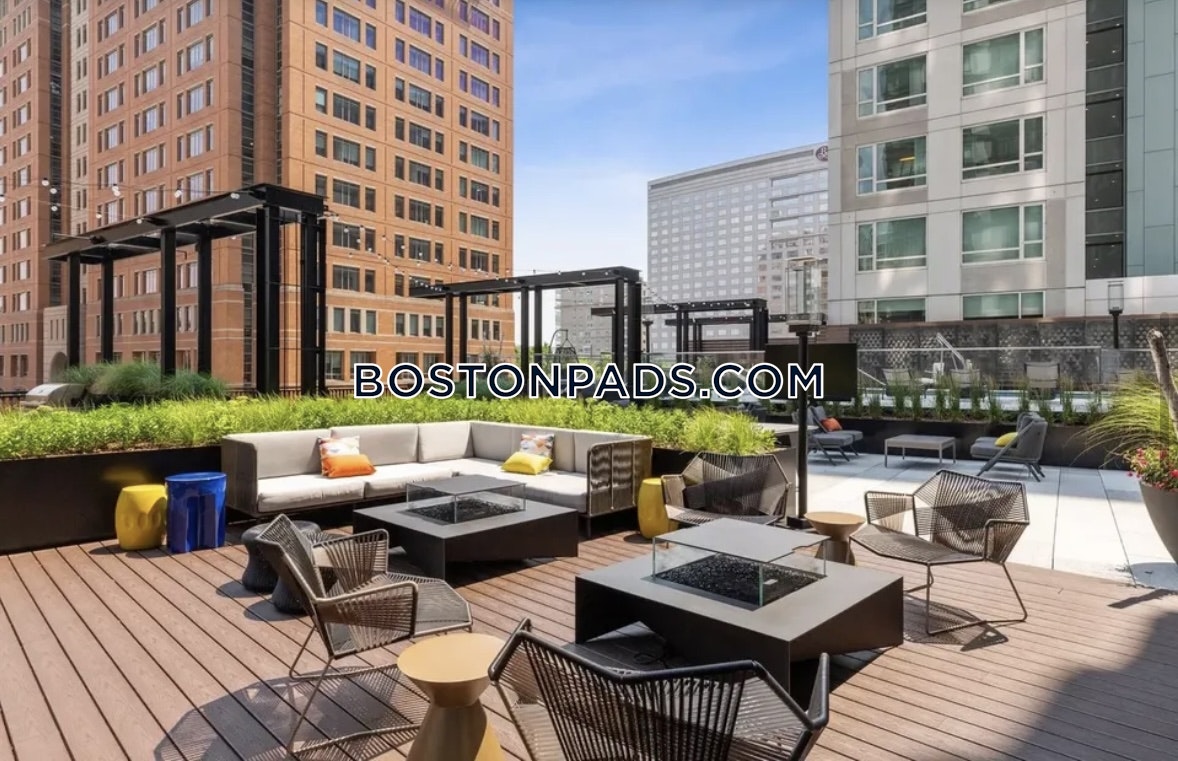 Gables Seaport Photo 1