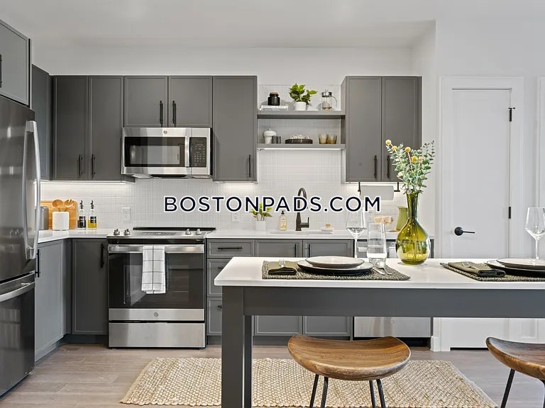 The Laurent Photo 18