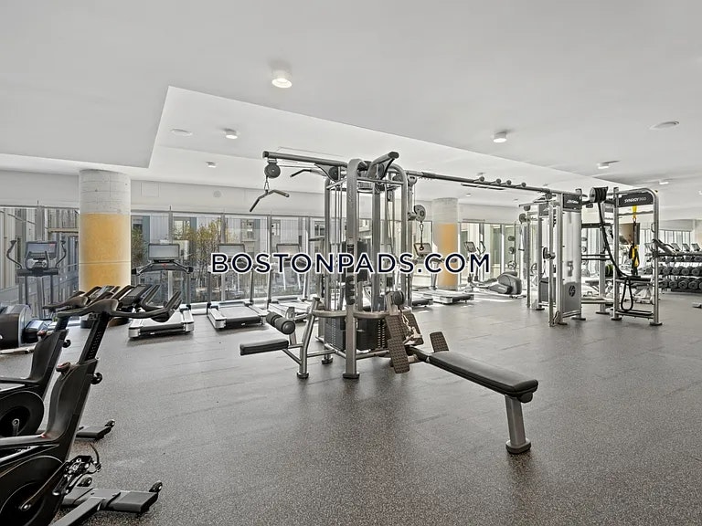 The Laurent Photo 15