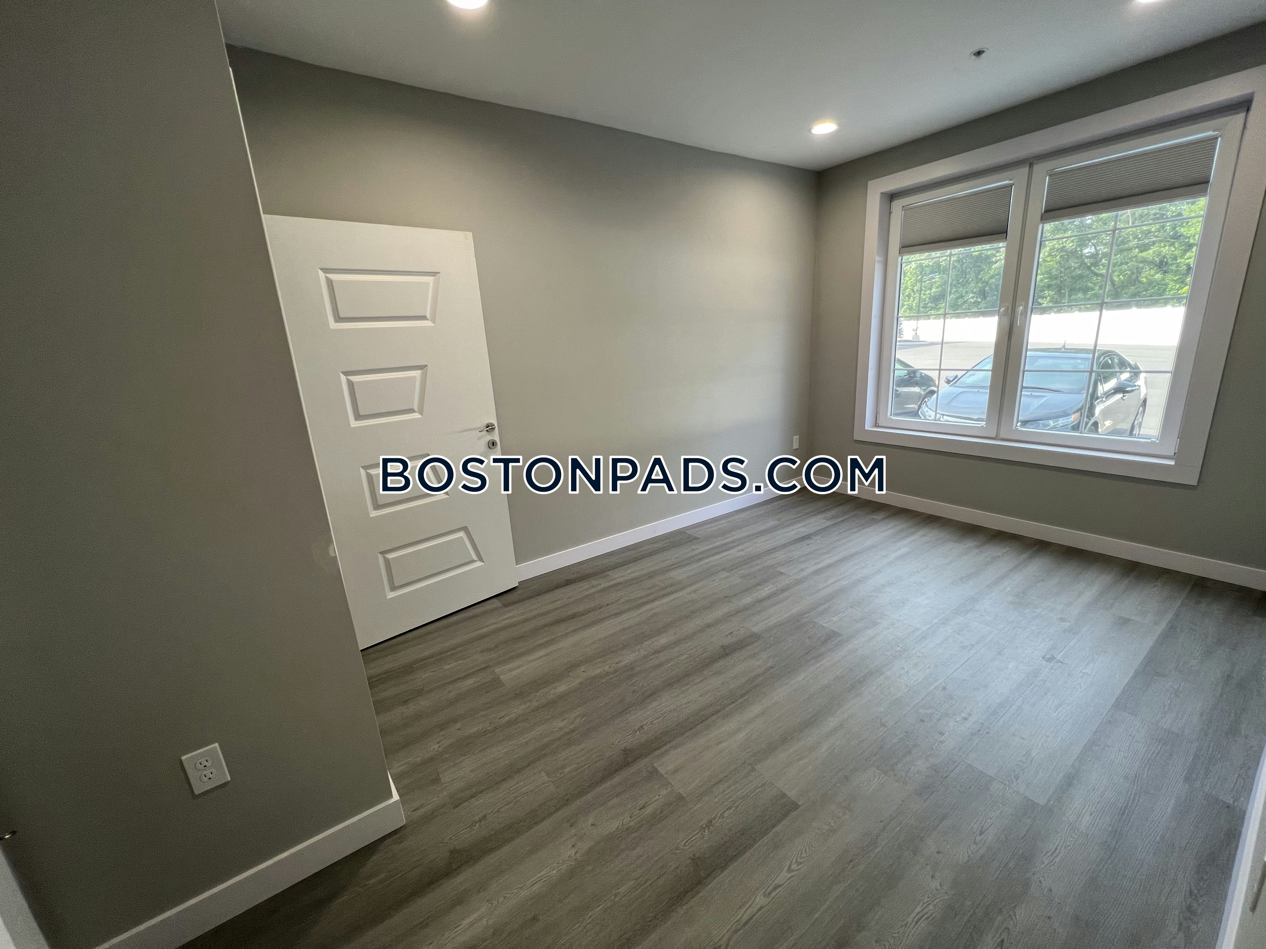 Taj Estates of Randolph Photo 8