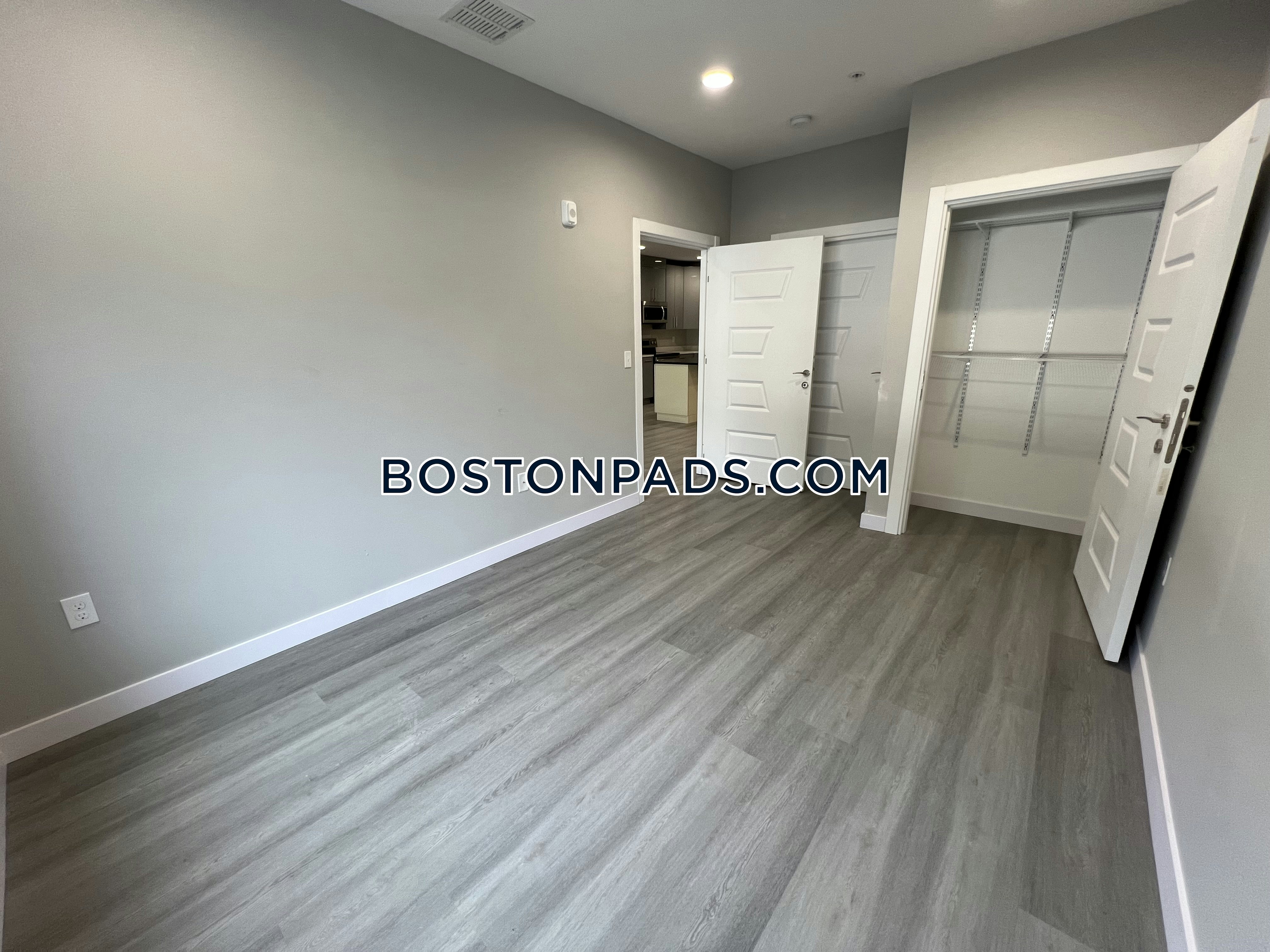 Taj Estates of Randolph Photo 20