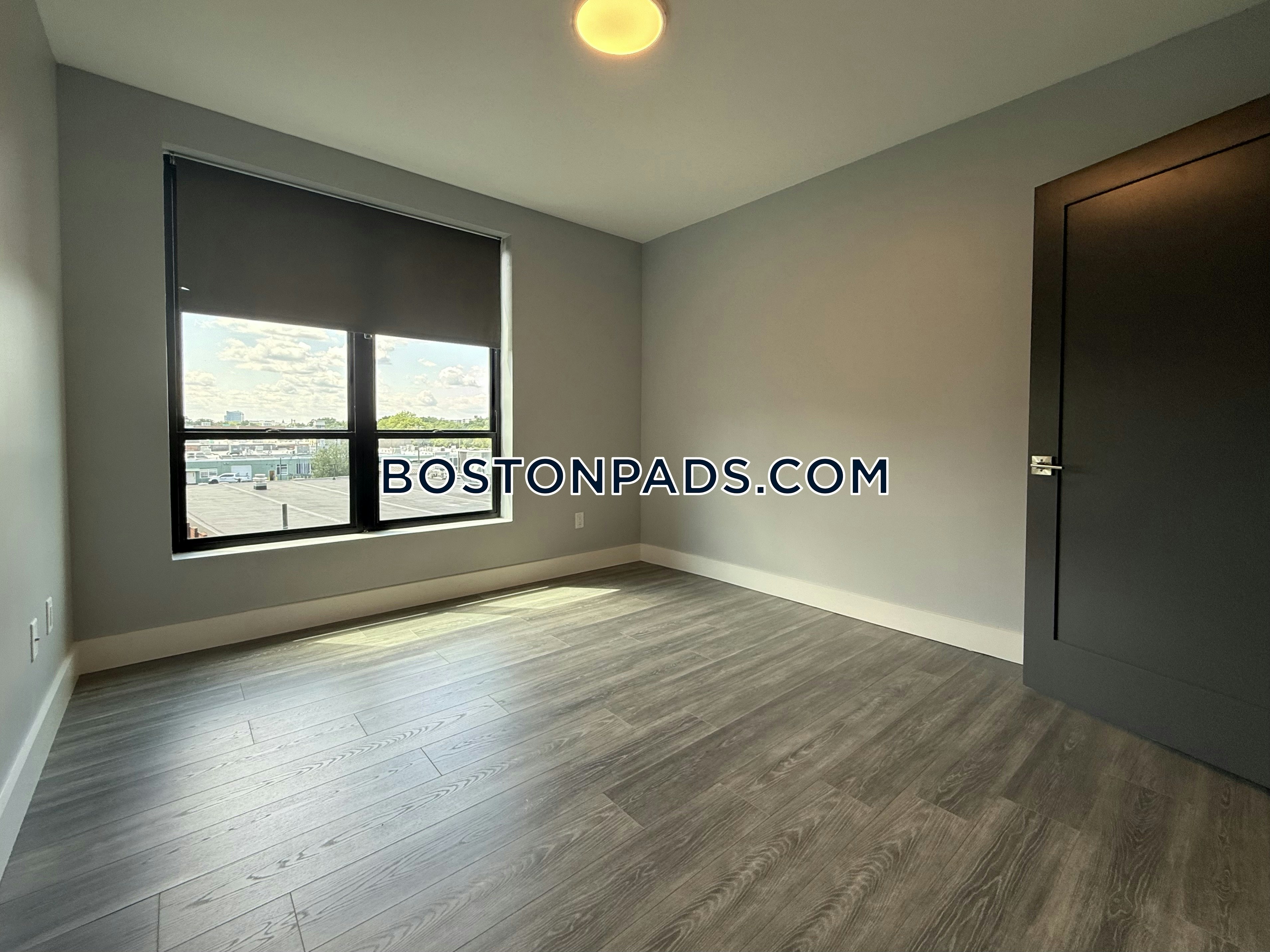 365 Western Ave. Photo 34