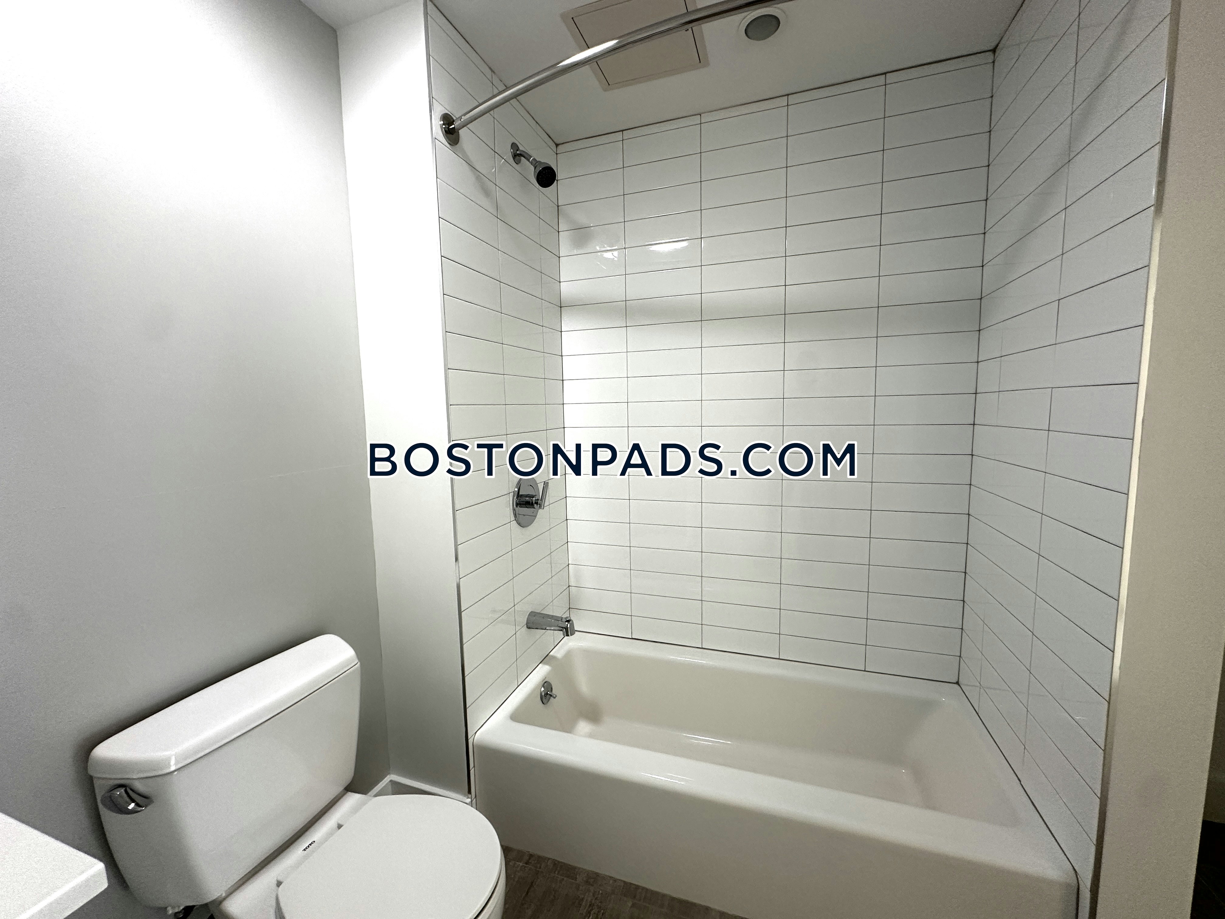 The Tremont Photo 49