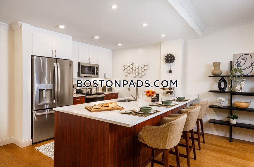 The Franklin at Hancock Village Photo 5