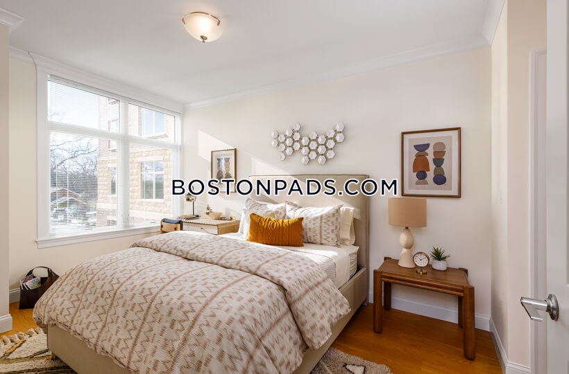 The Franklin at Hancock Village Photo 2