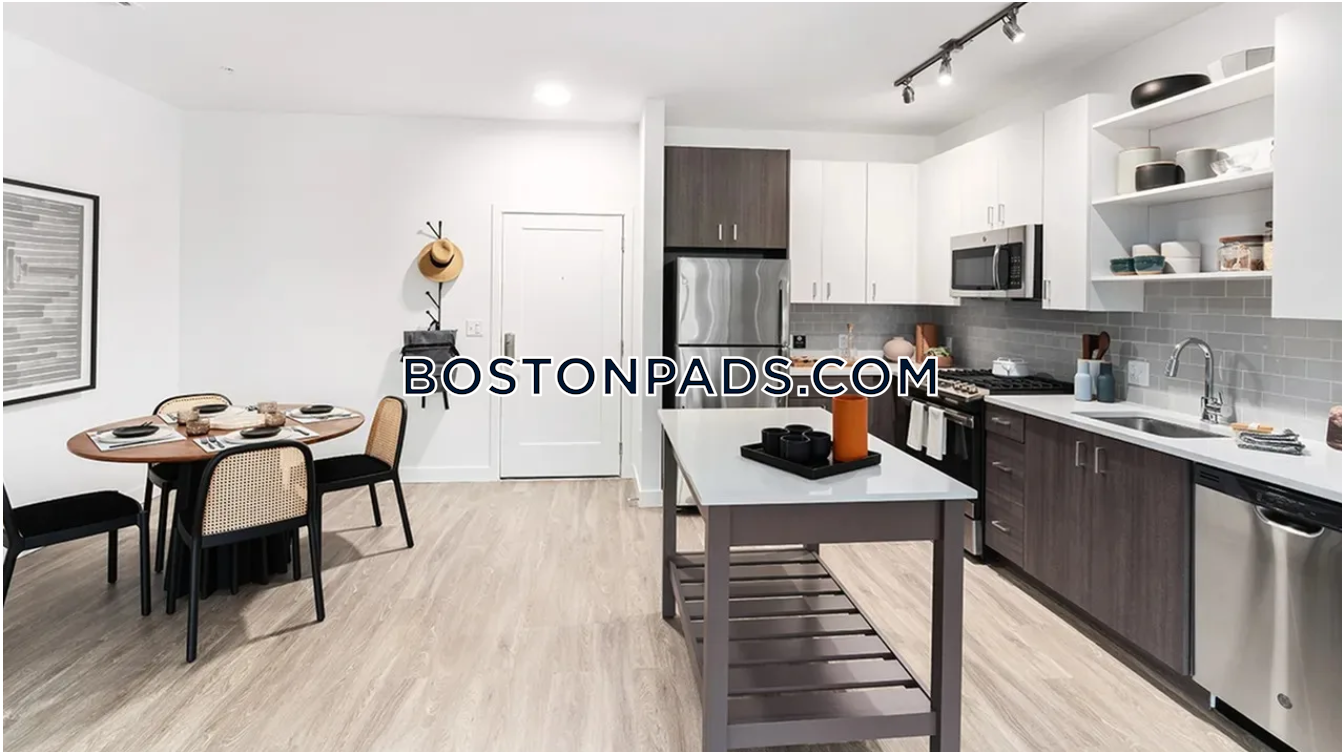 The 266 Framingham Photo 10