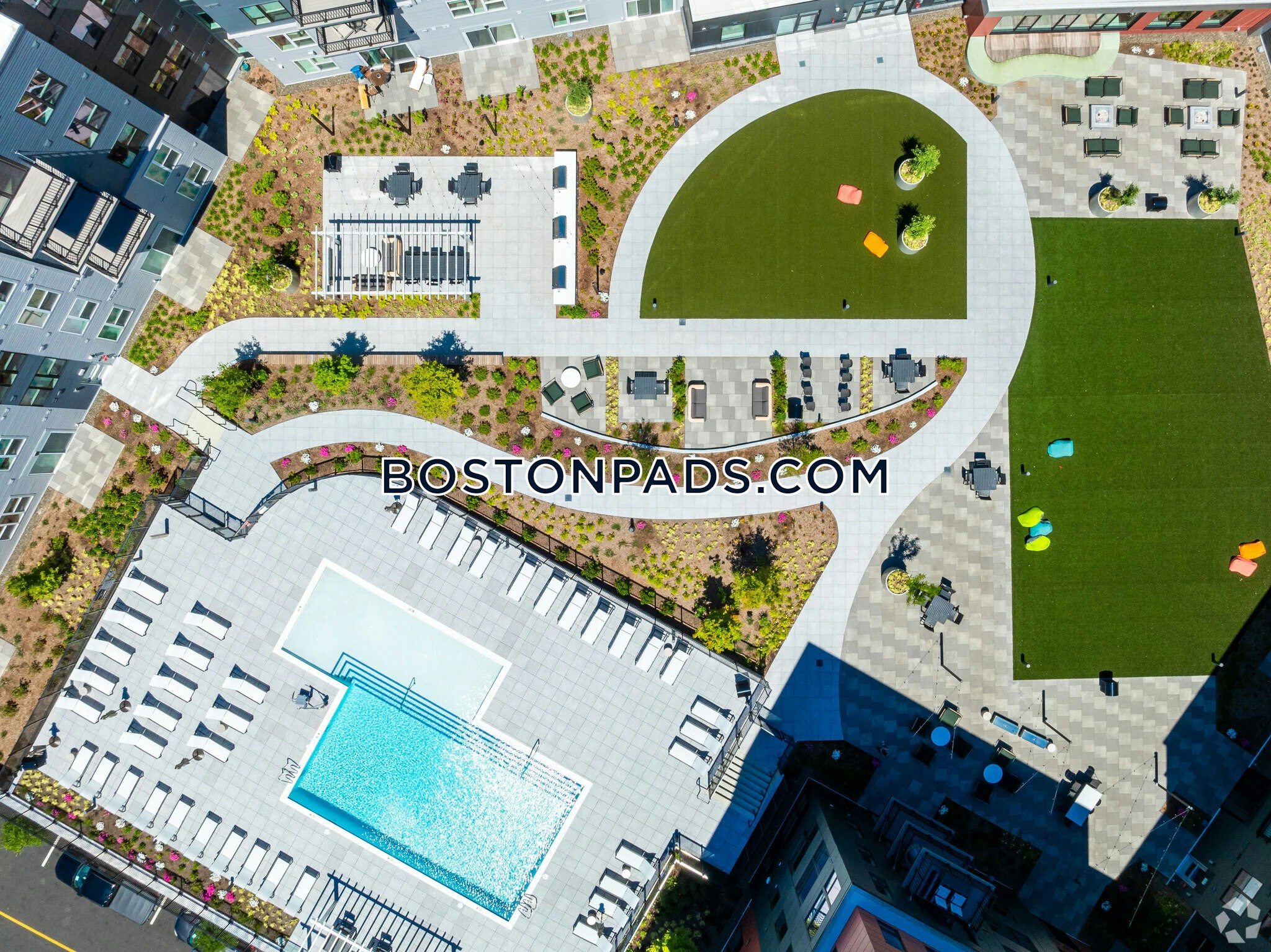 The Revington Photo 7