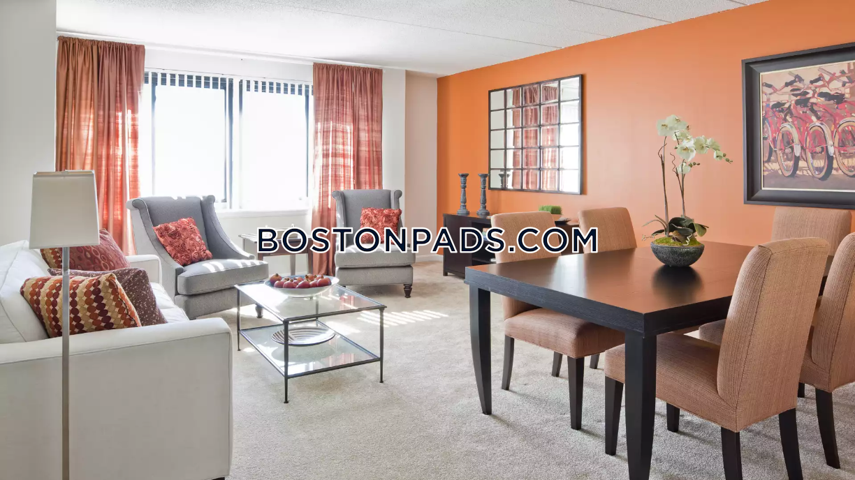 Gateway at Malden Center Photo 22