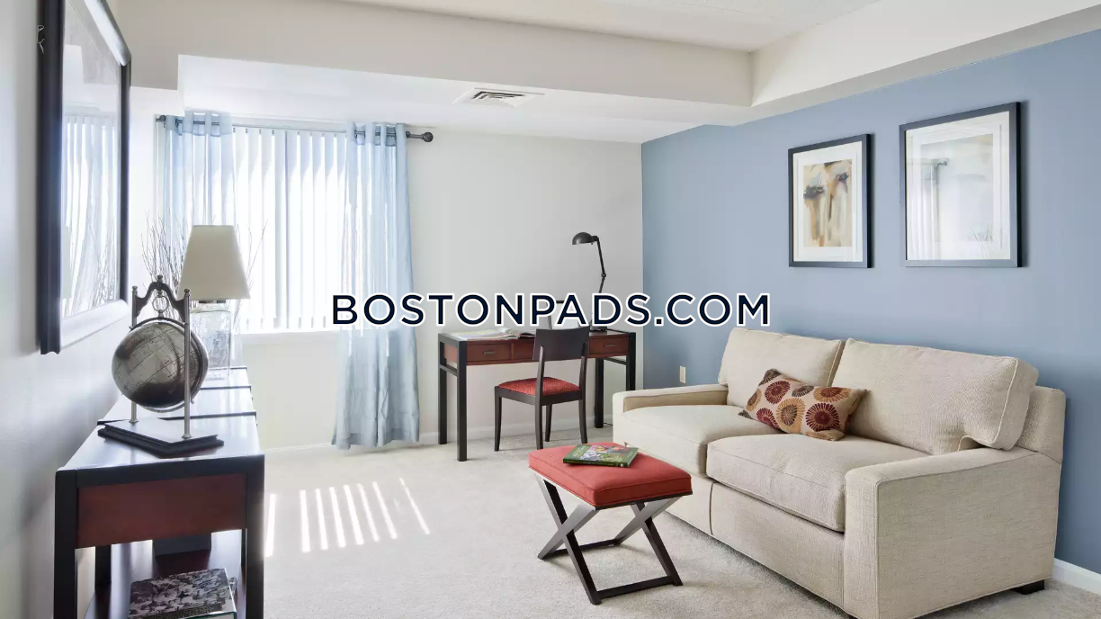 Gateway at Malden Center Photo 20