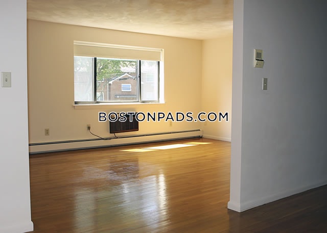 Charlesbank Gardens Photo 12