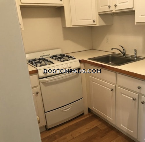 Towne Estates Photo 18