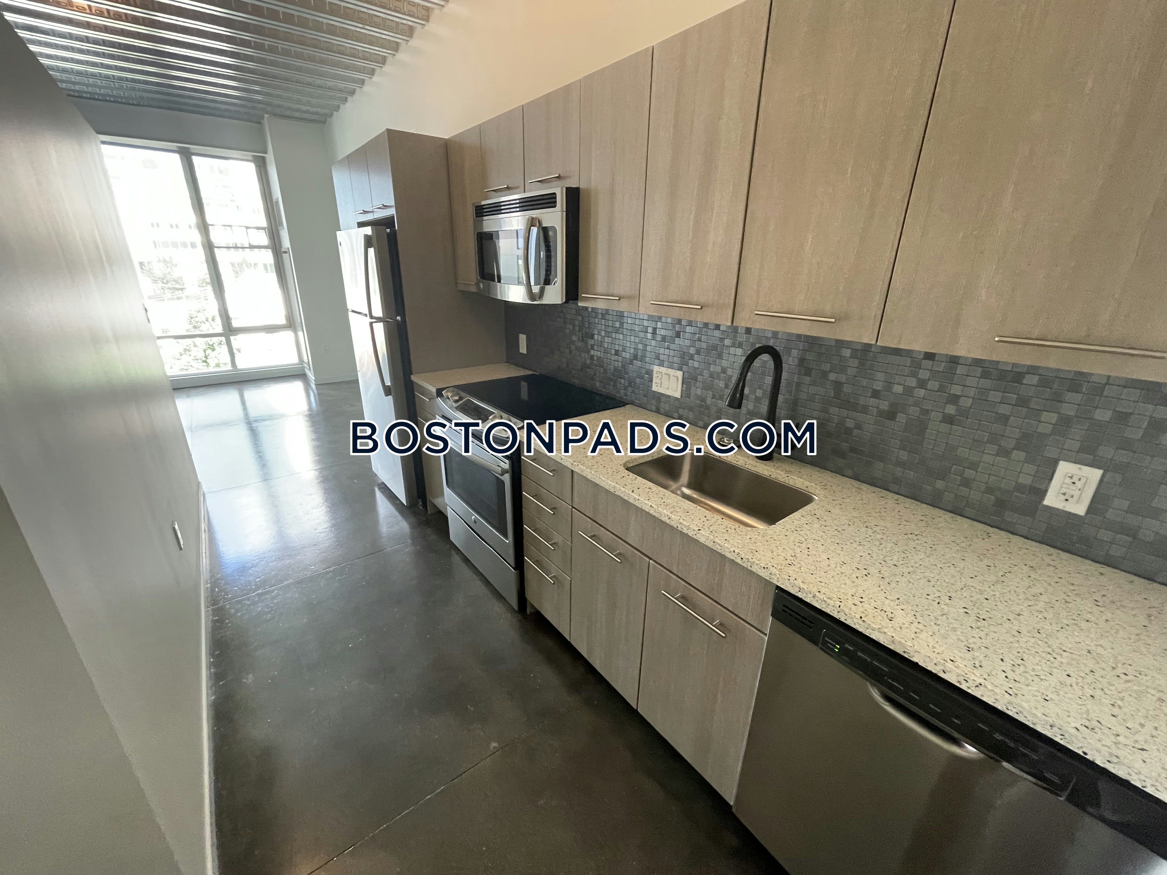 Watermark Seaport Photo 46