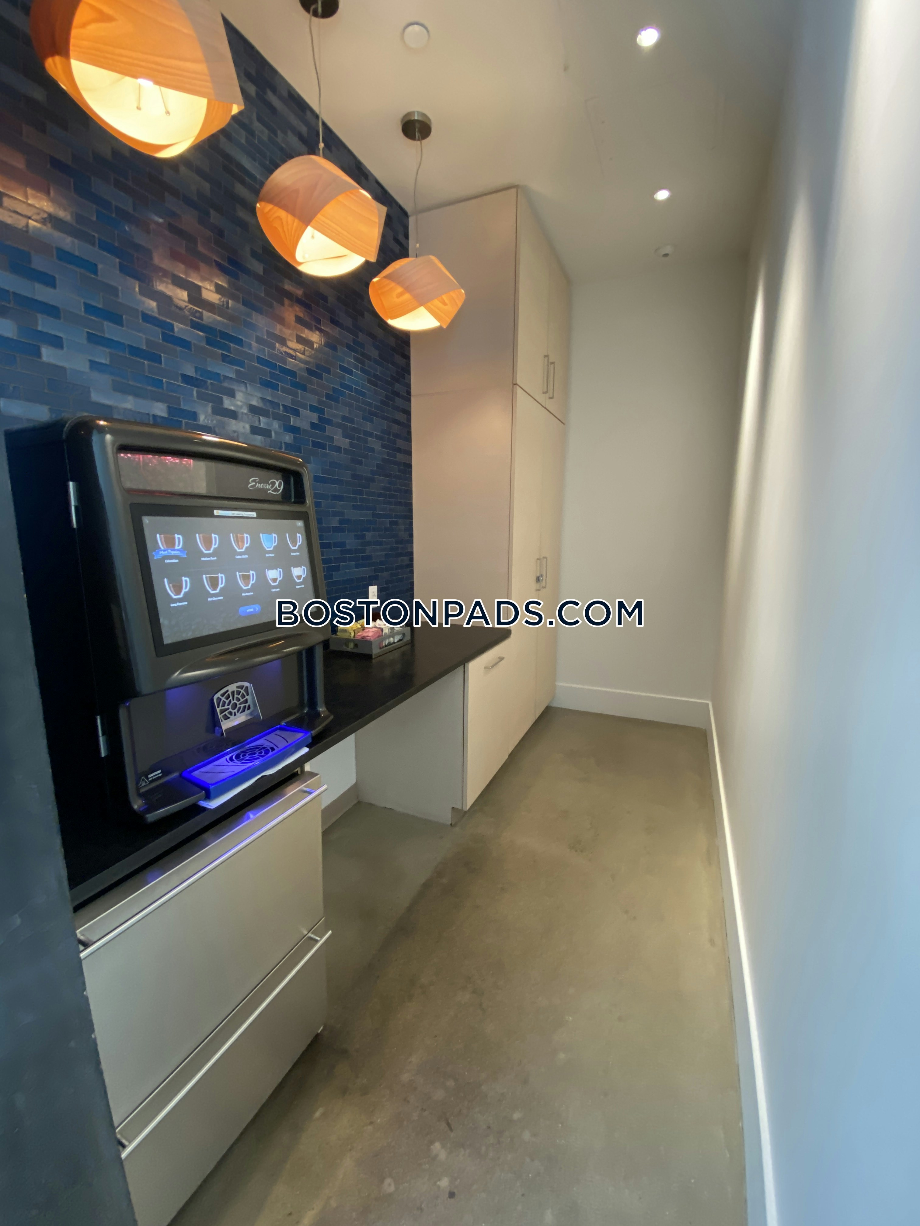 Watermark Seaport Photo 48