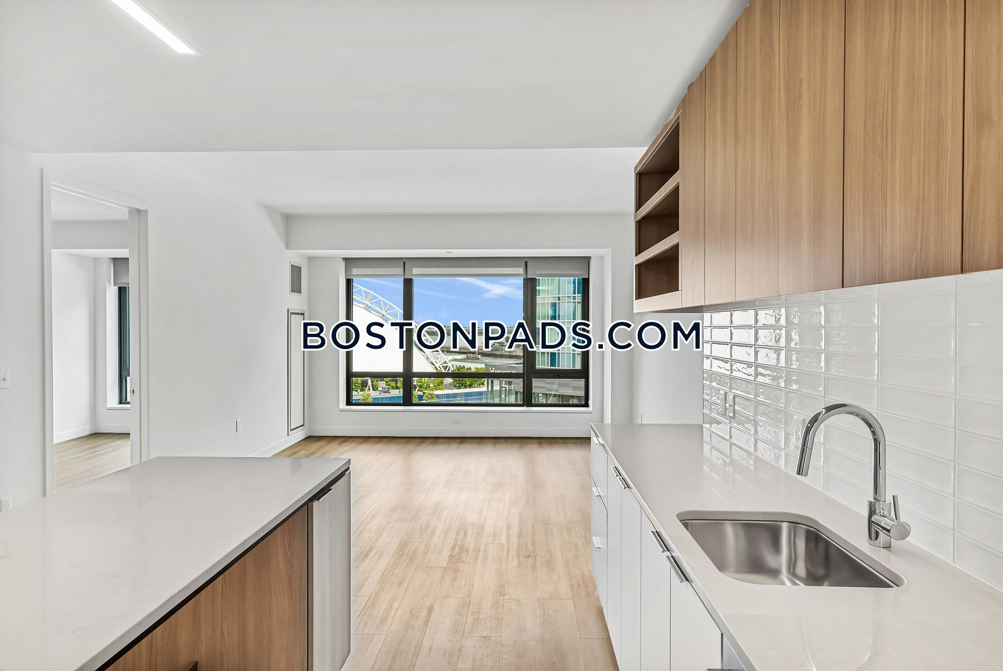 Ora Seaport Photo 98