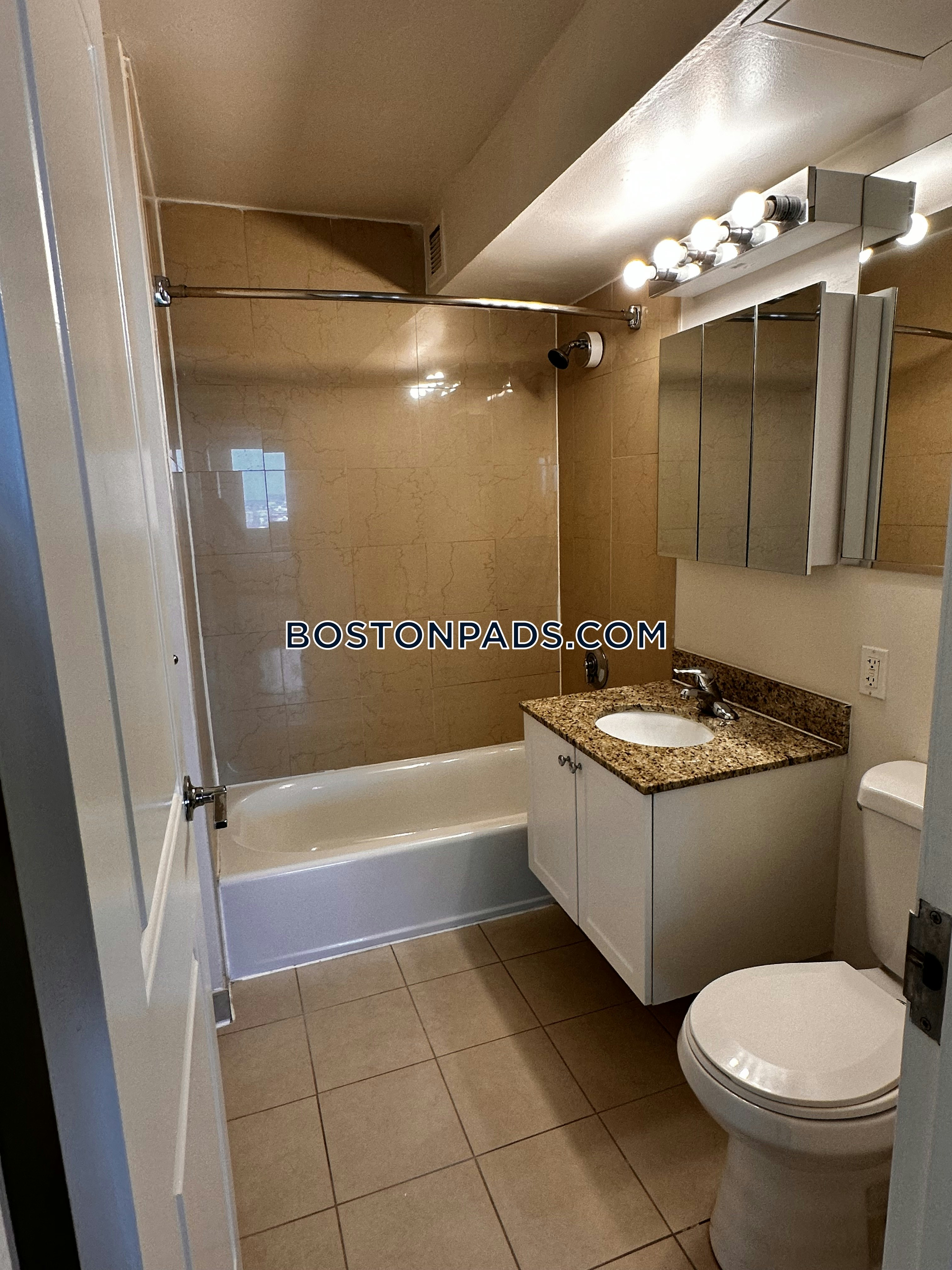 The Towers at Longfellow Photo 98