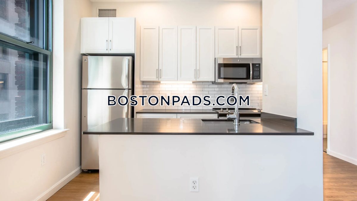 One India Street Photo 36