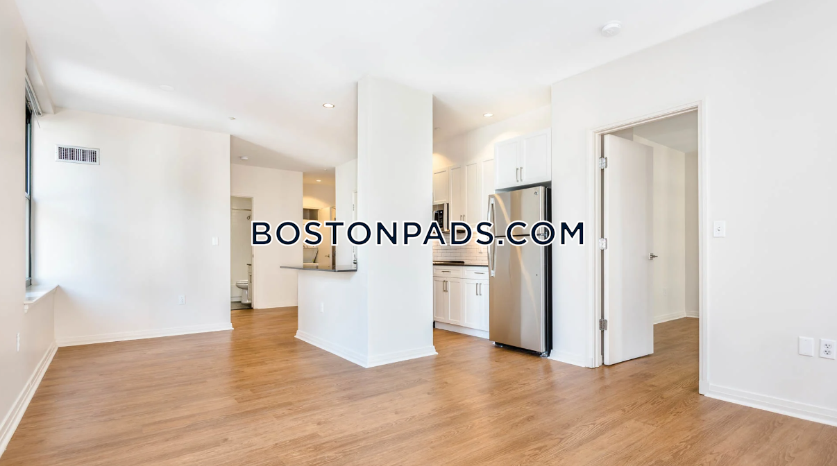 One India Street Photo 54