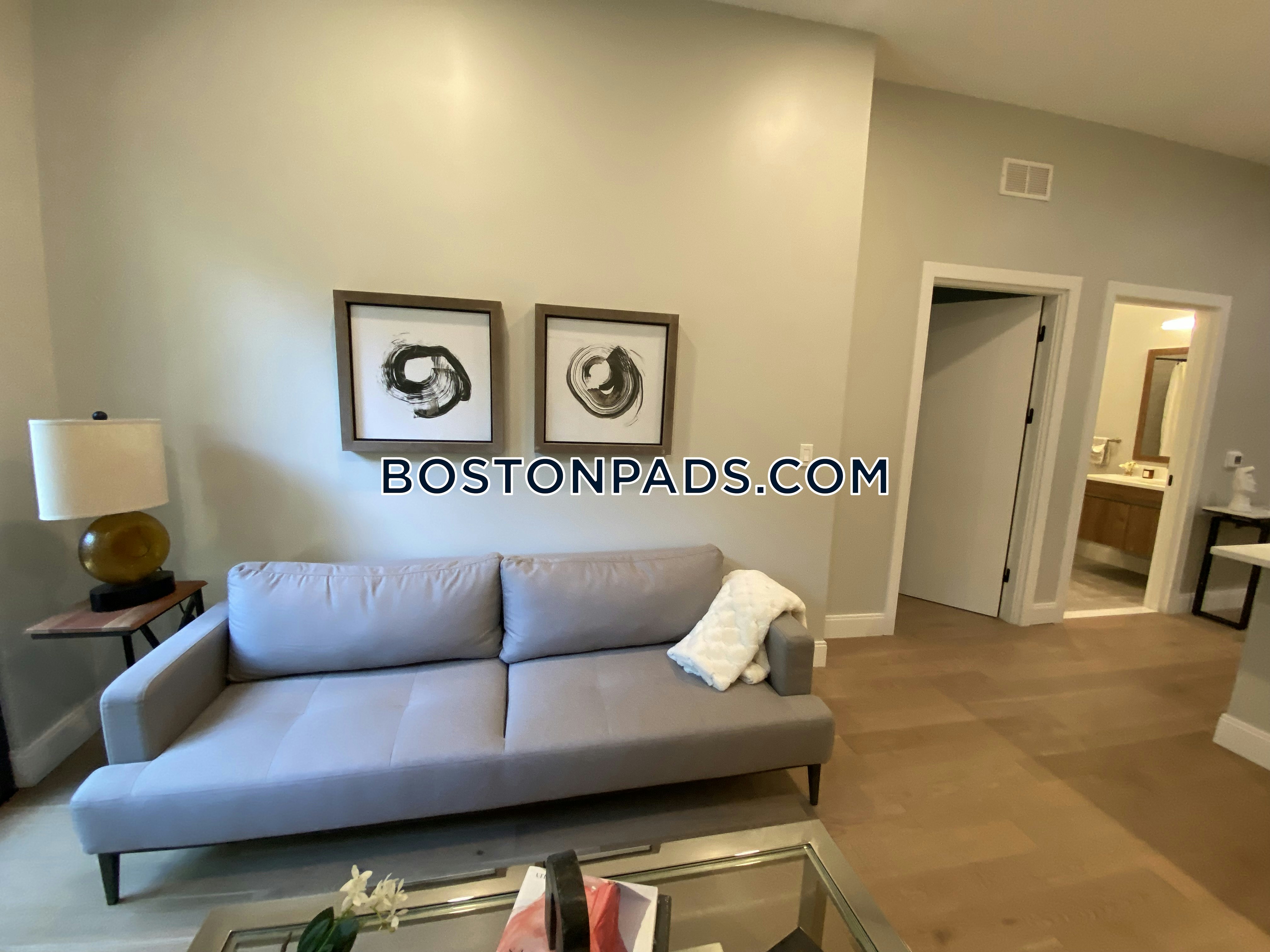 9 Central St. Photo 84