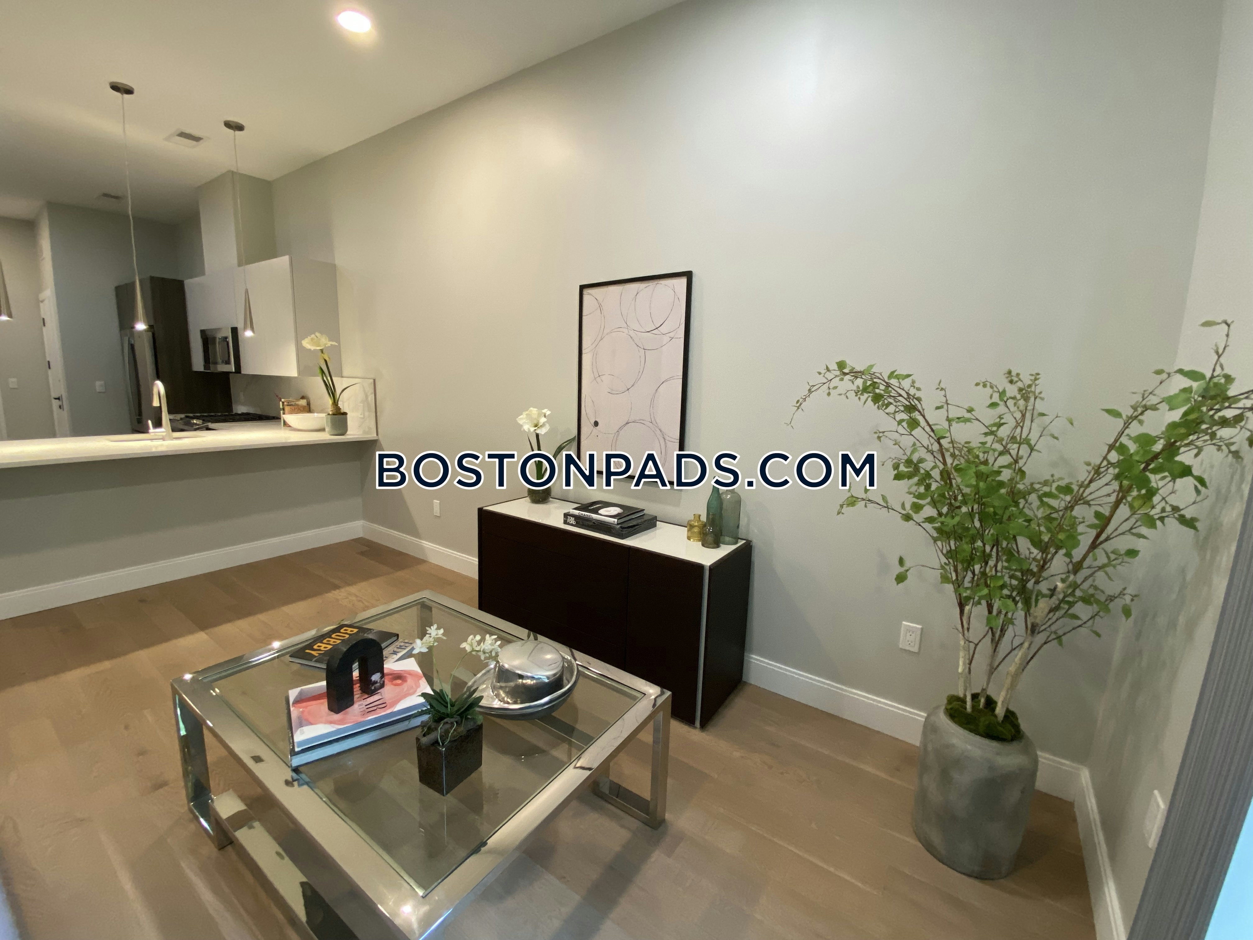 9 Central St. Photo 12