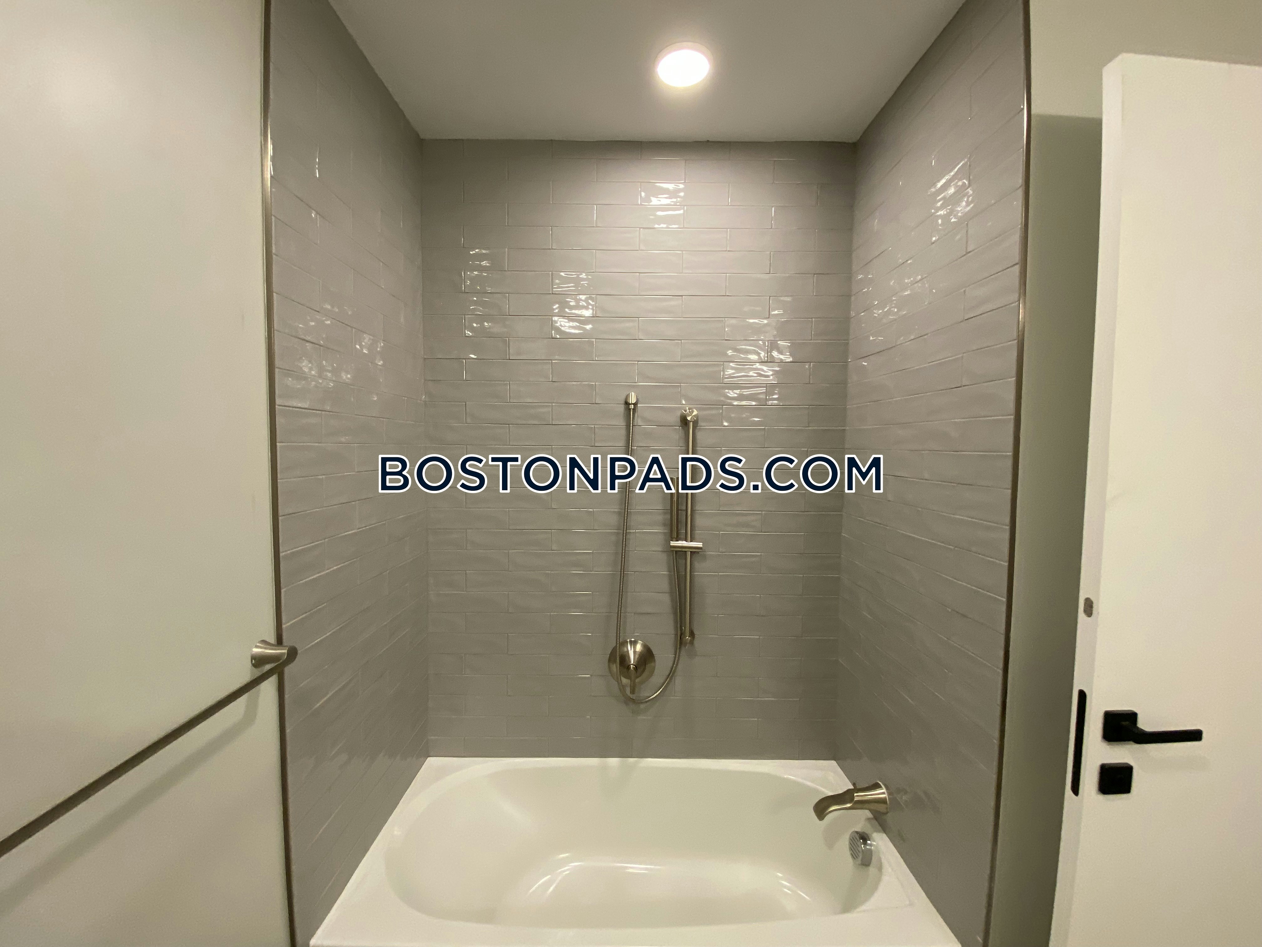 9 Central St. Photo 75