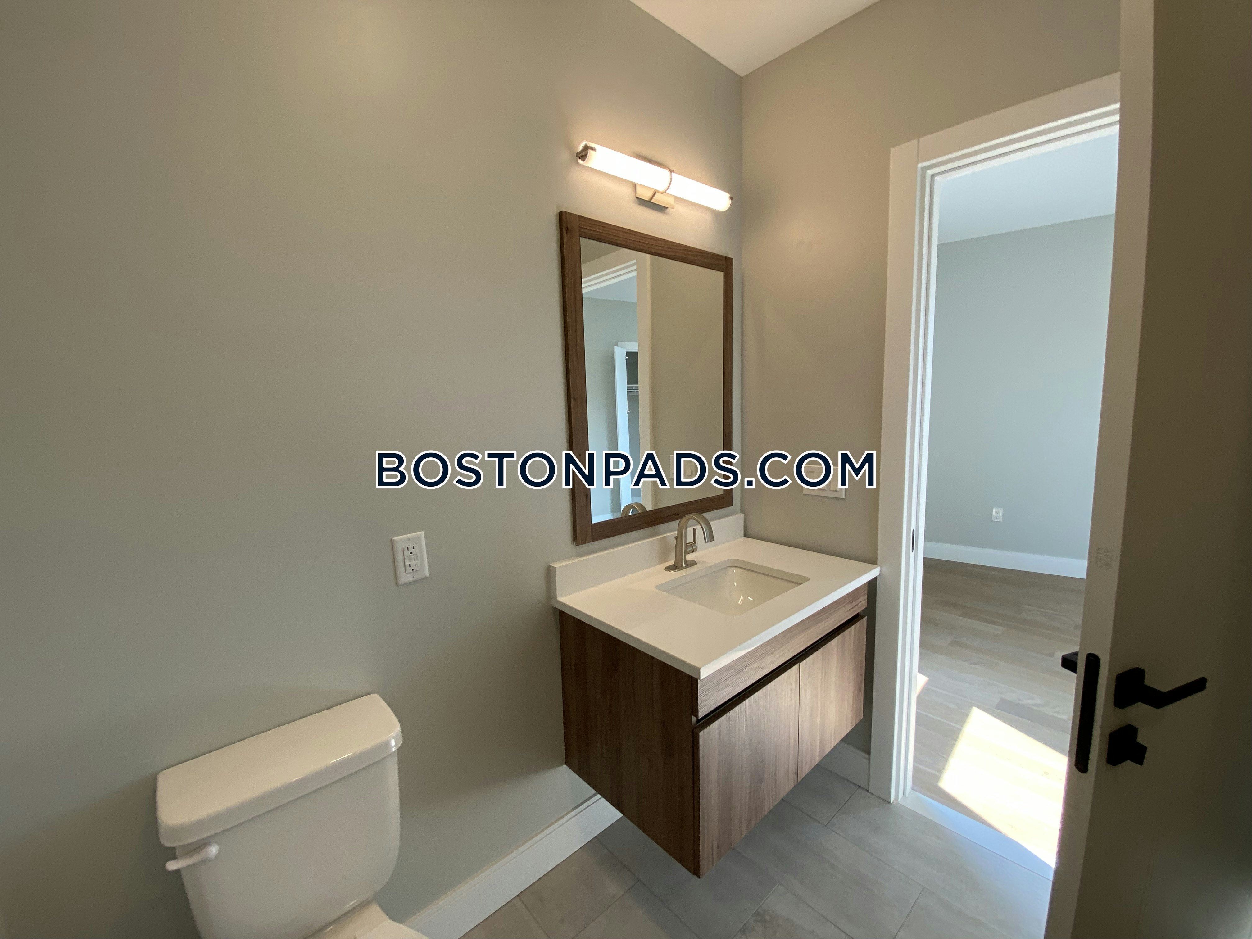 9 Central St. Photo 174