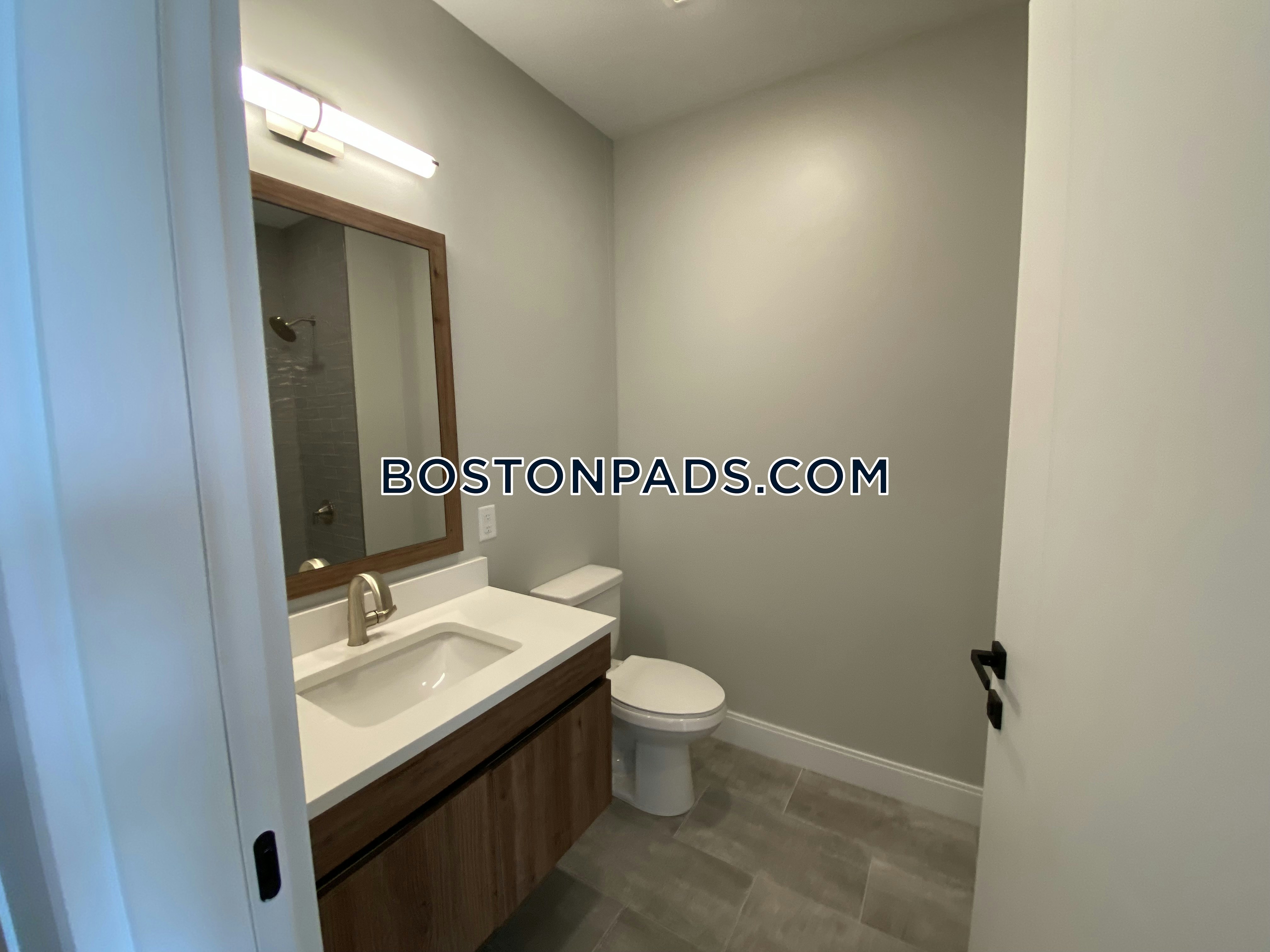 9 Central St. Photo 172