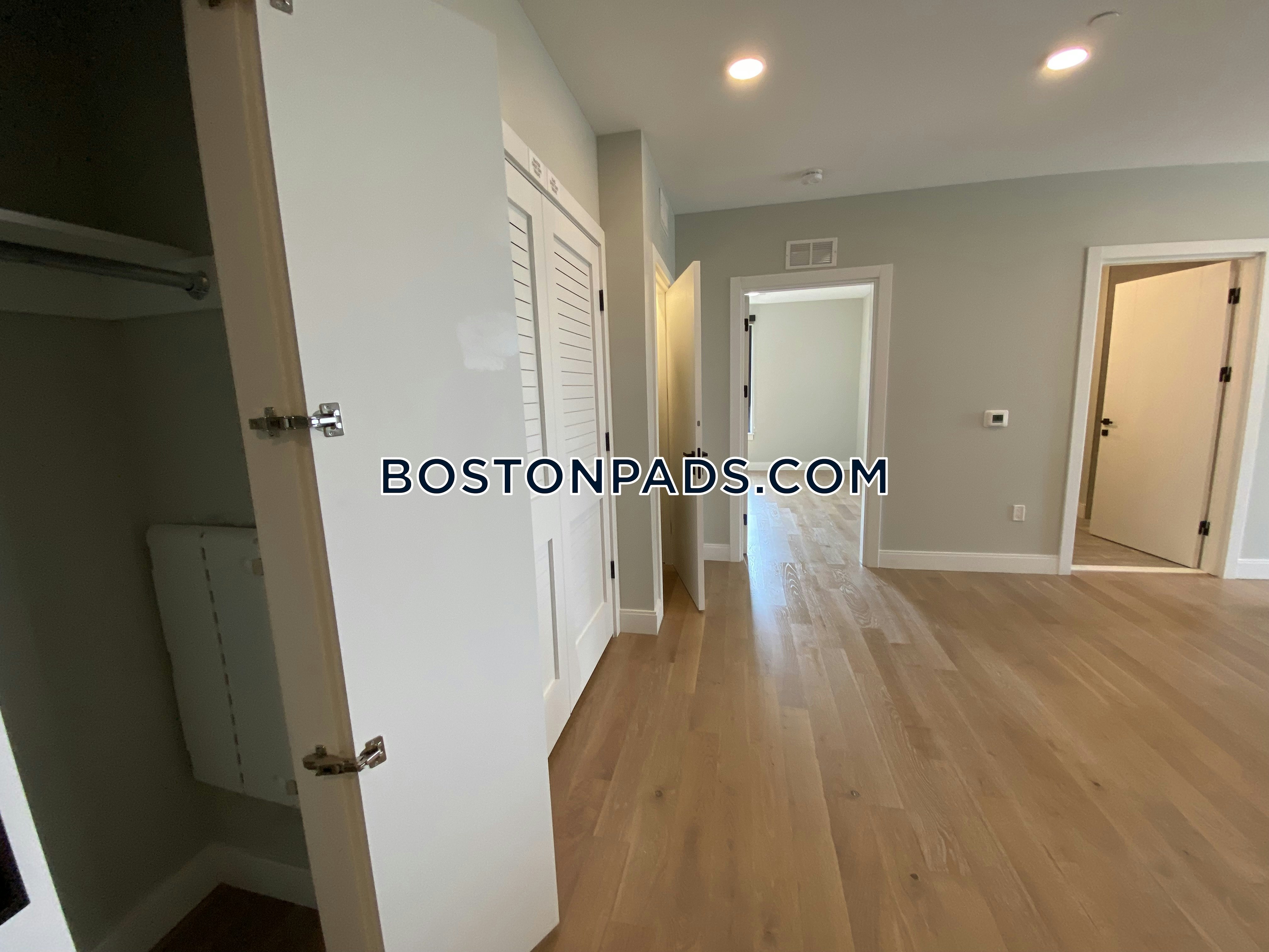 9 Central St. Photo 155