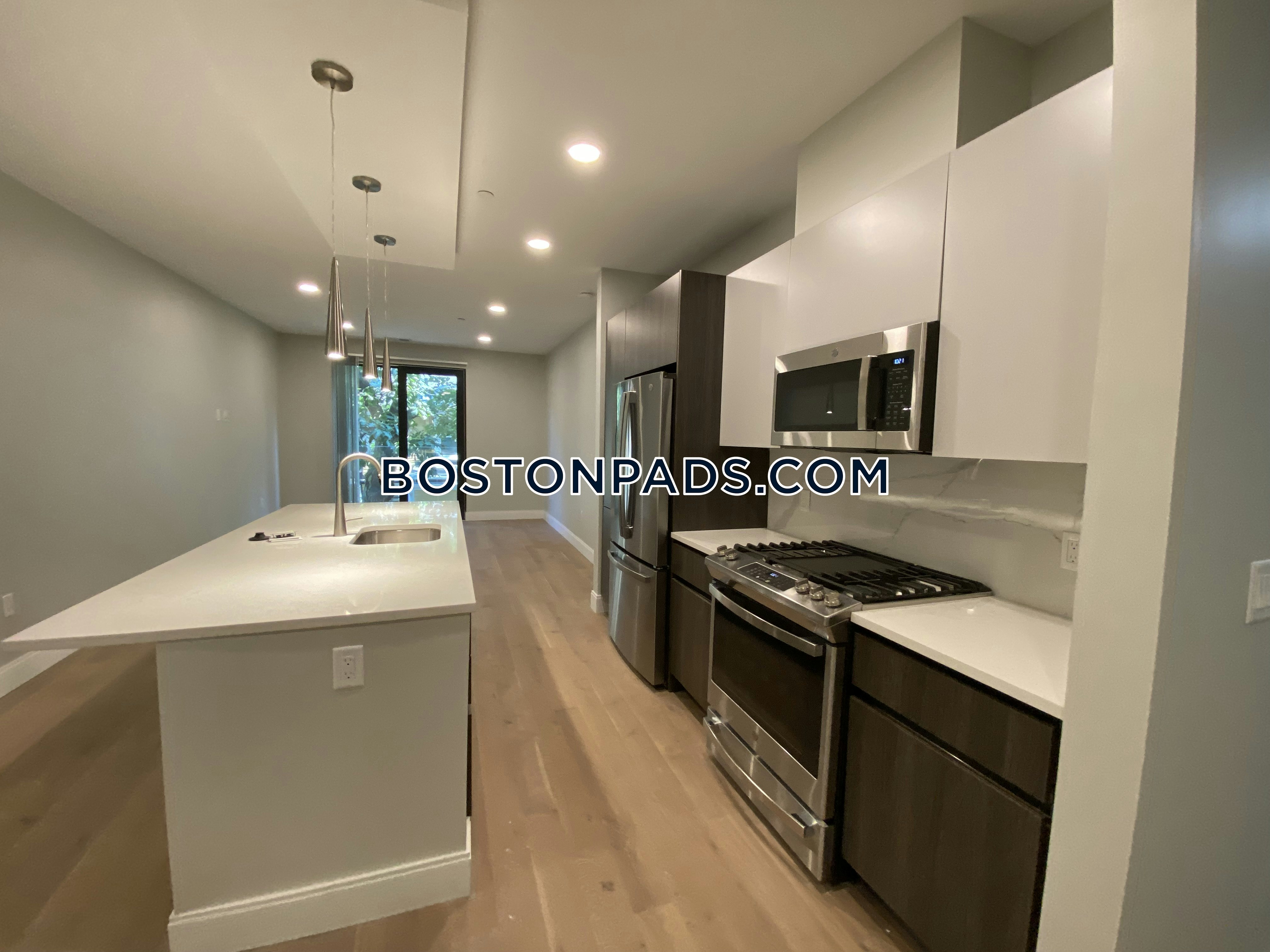 9 Central St. Photo 102