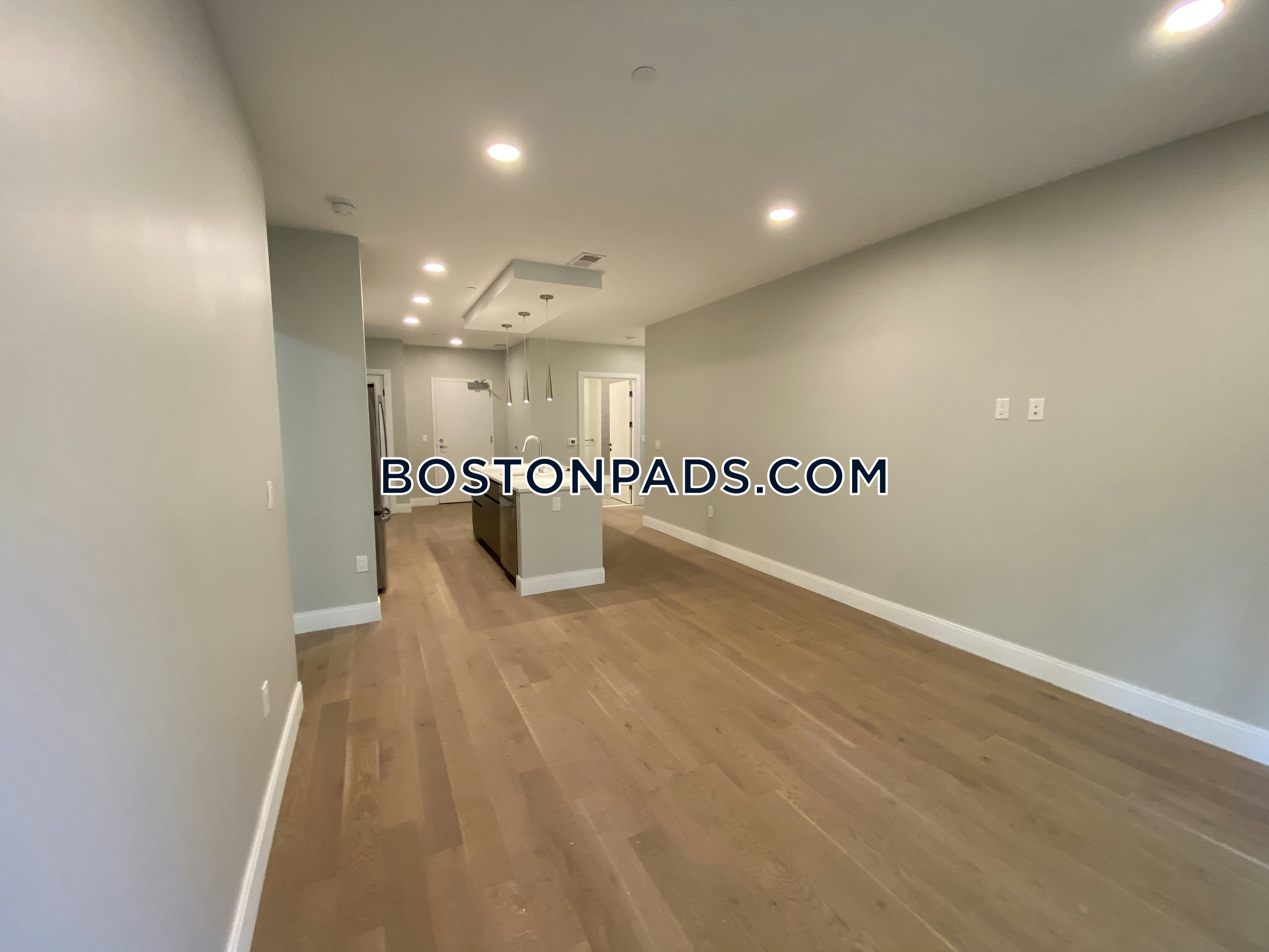 9 Central St. Photo 123