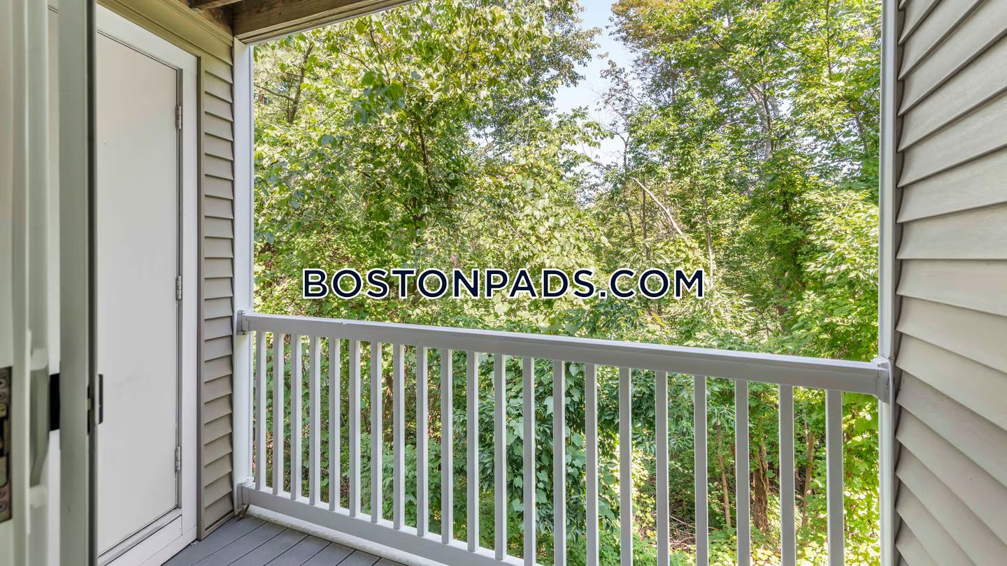 Eaves Burlington Photo 5