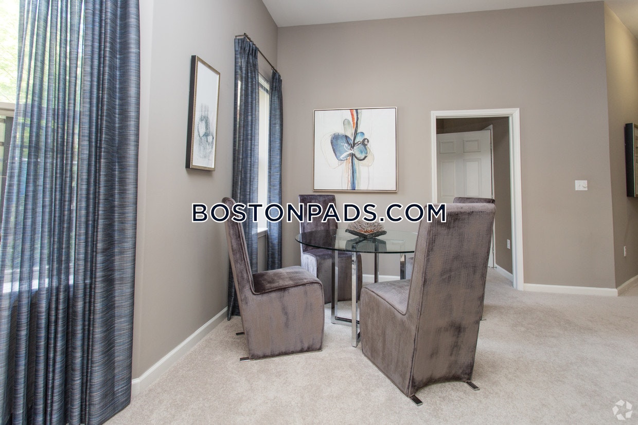 The Chase at Overlook Ridge Photo 2