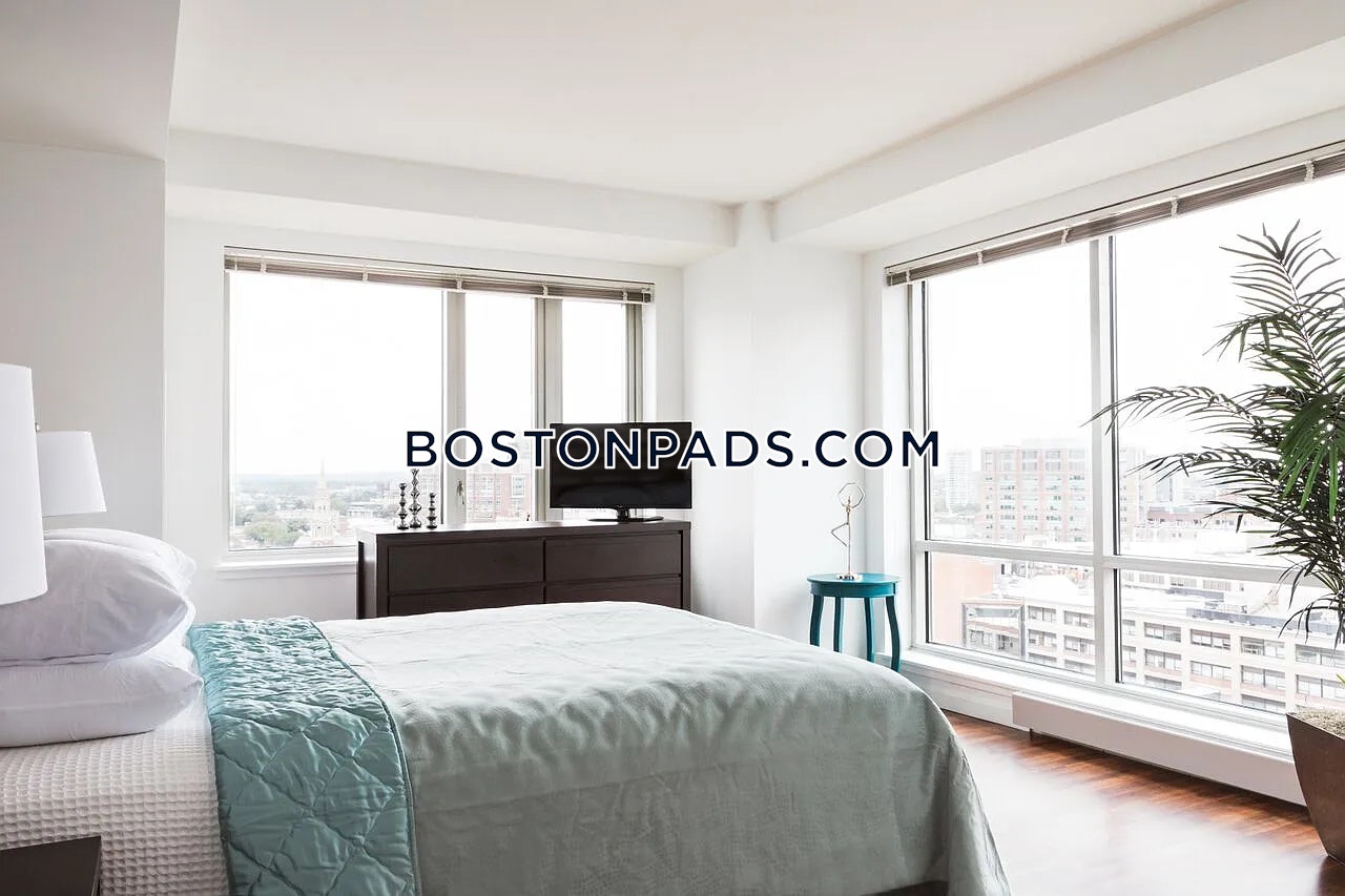 Fenway Triangle Photo 11