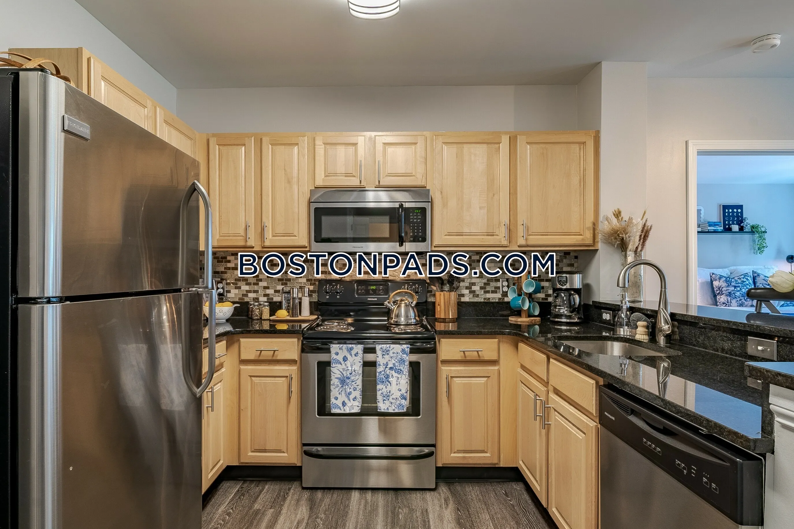 Wellington Place Photo 13