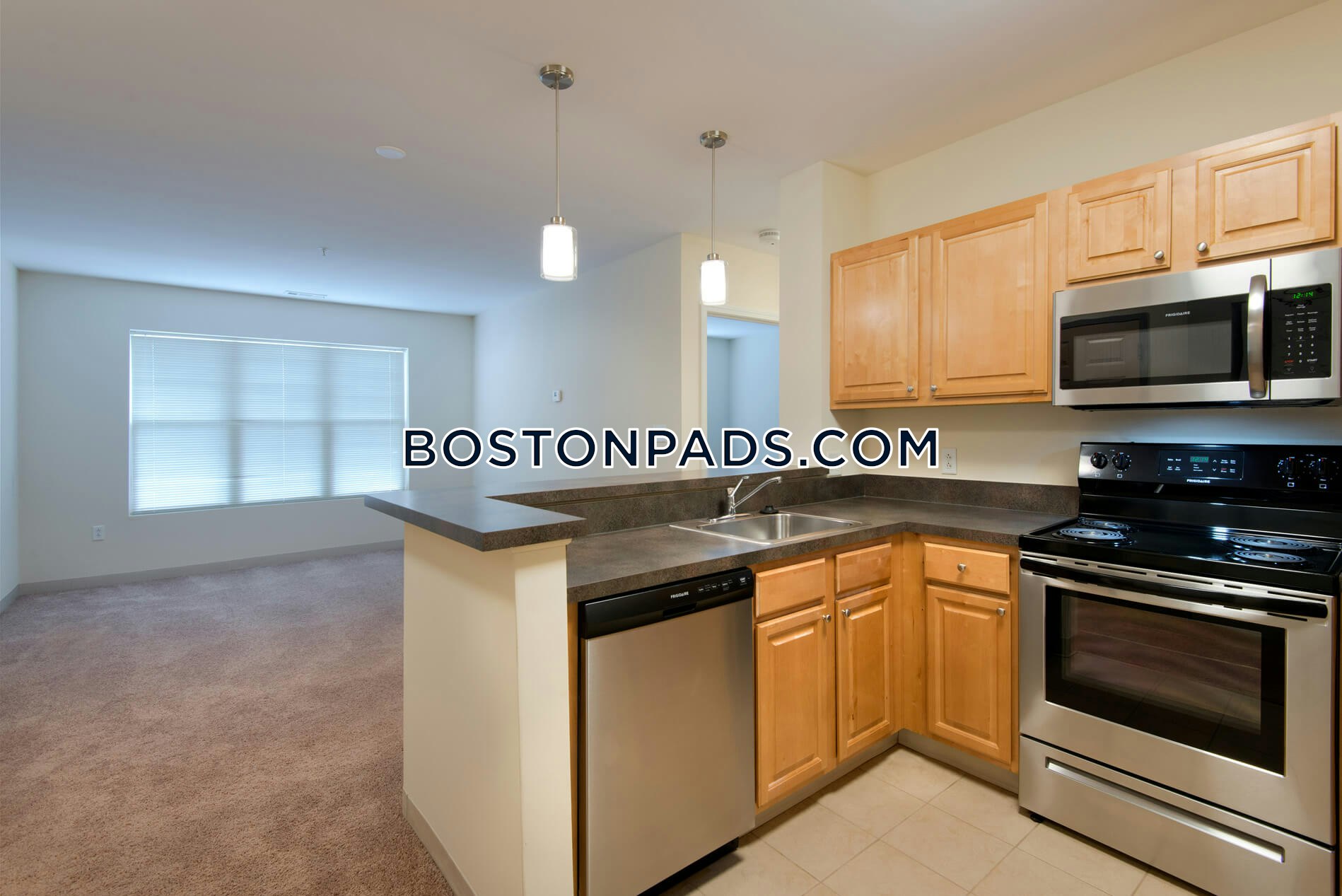 Union Place Photo 16