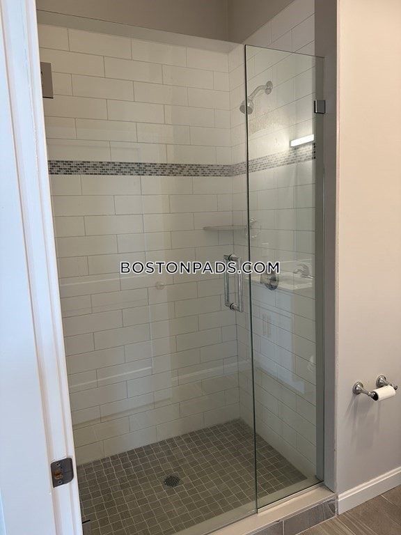 Ocean Bay Nantasket Photo 28