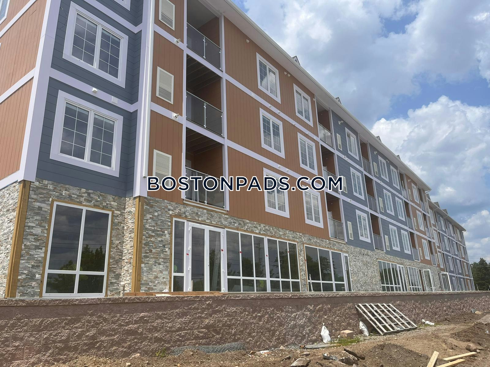 Taj Estates of Randolph Photo 4