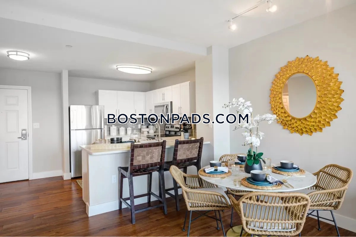 Halstead Burlington Photo 25