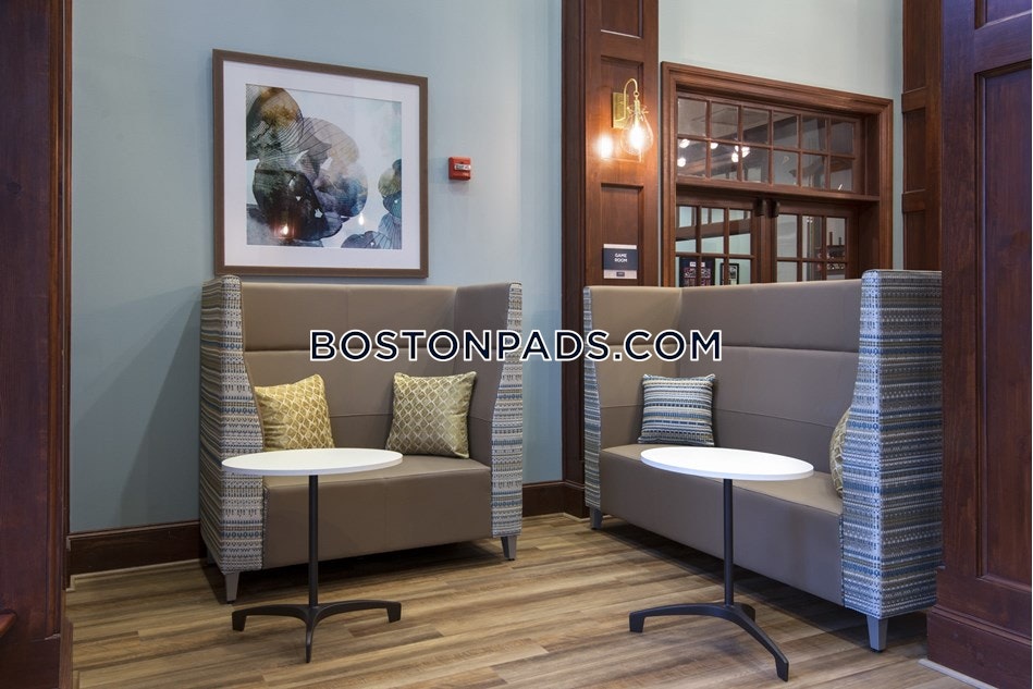 Lodge at Foxborough Photo 17