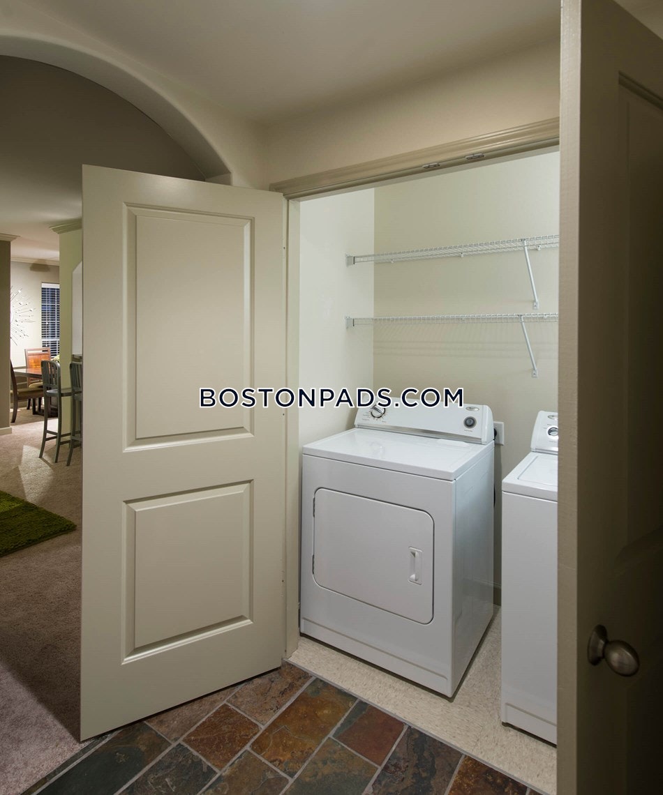 Lodge at Foxborough Photo 19