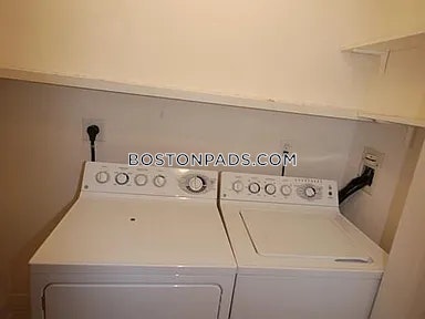 Green House Apartments Photo 13