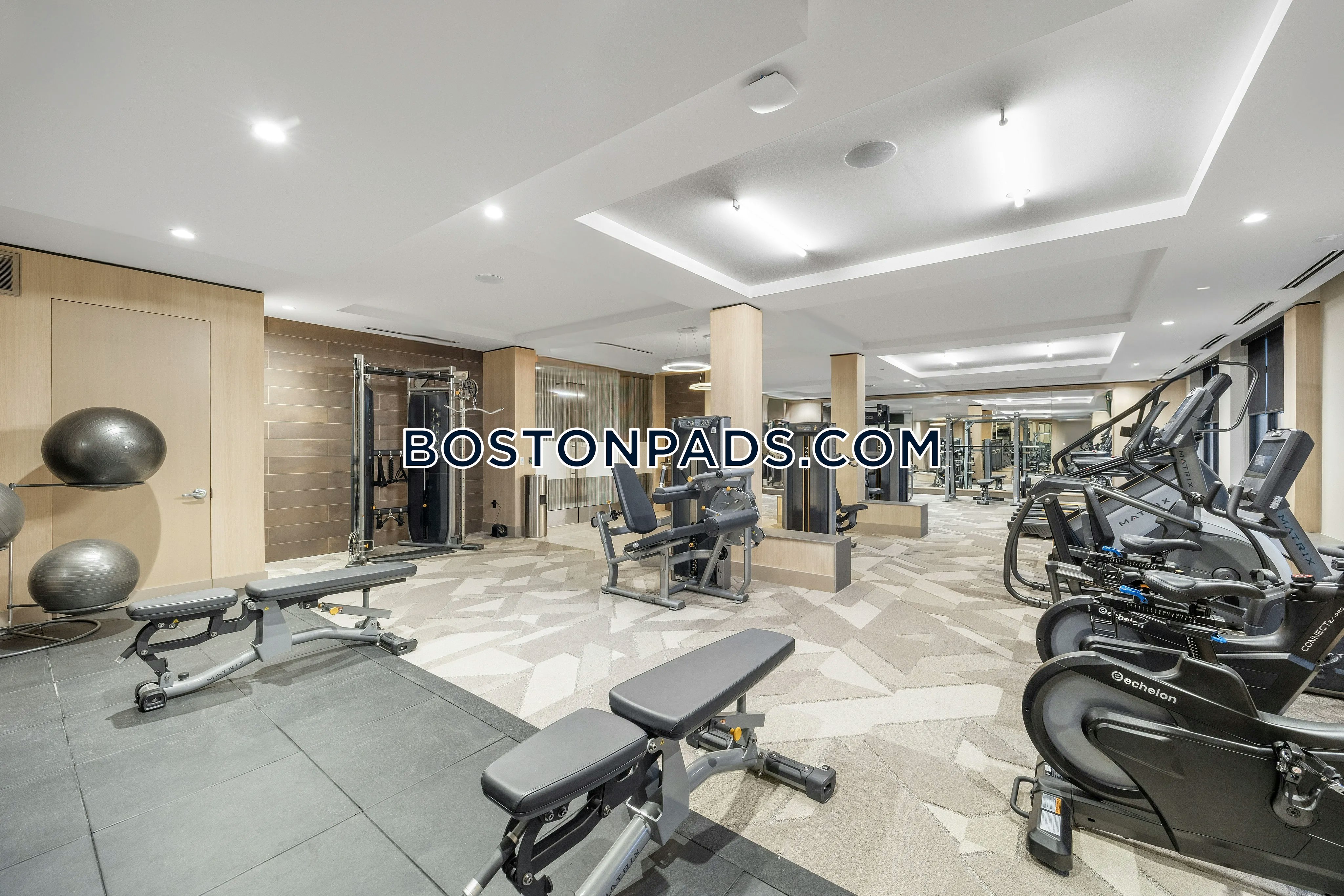 Hanover Stoneham Photo 21