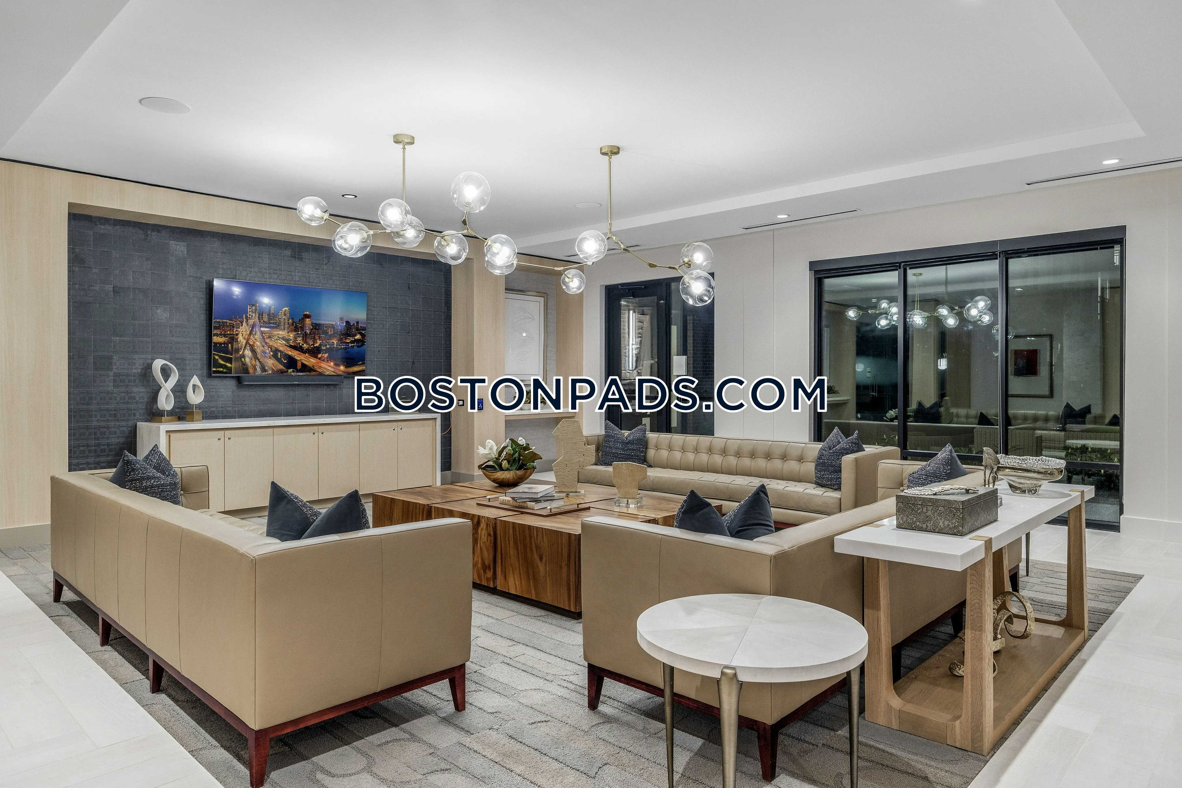 Hanover Stoneham Photo 17