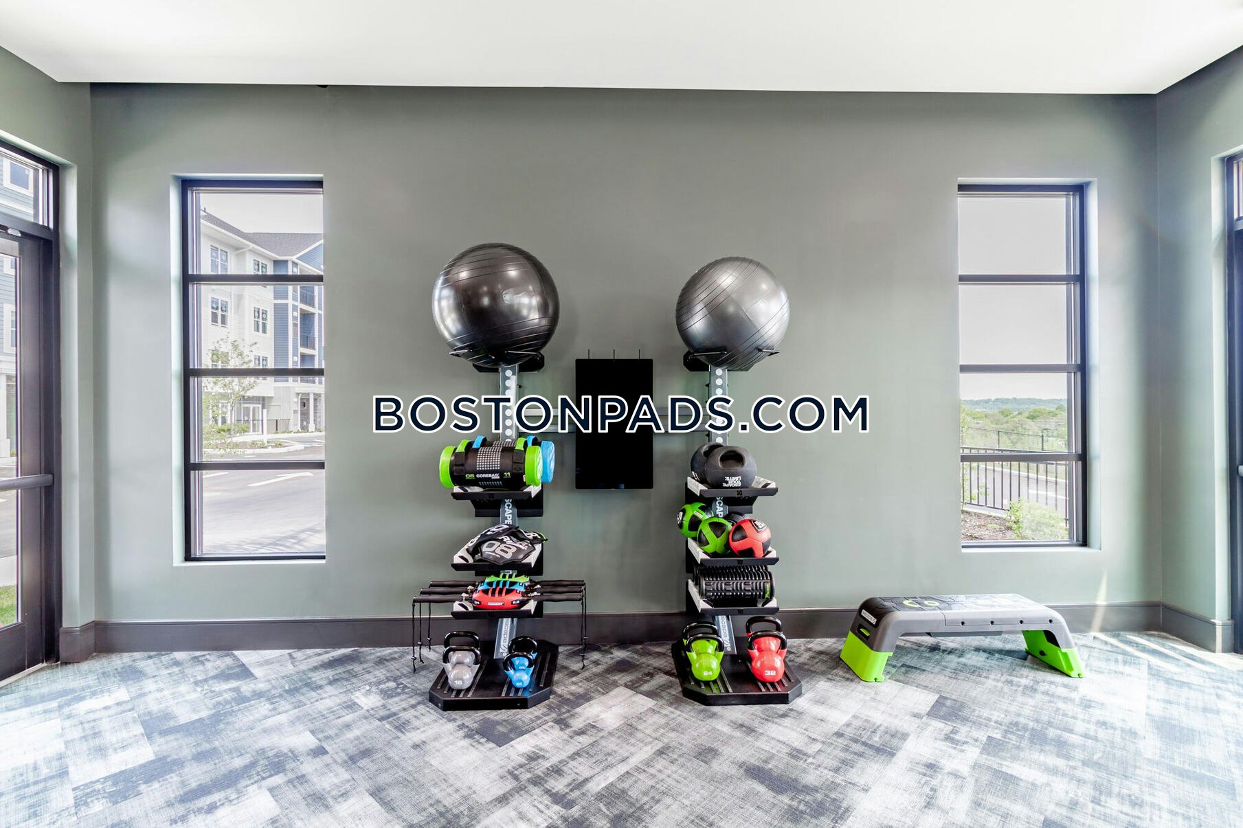 J Woburn Heights Photo 12