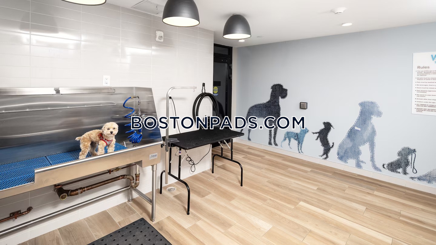 Avalon Woburn Photo 30