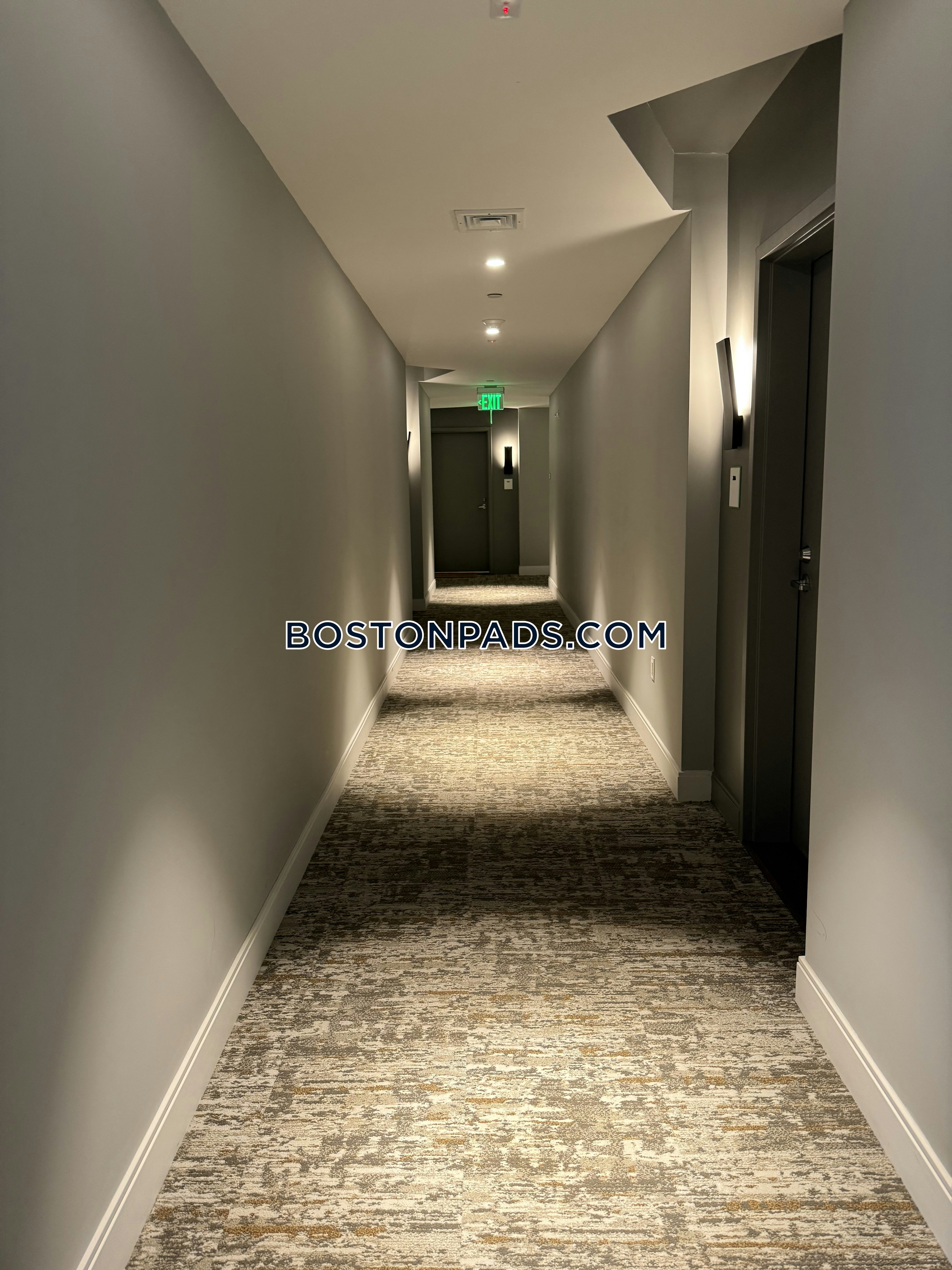 9 Central St. Photo 133